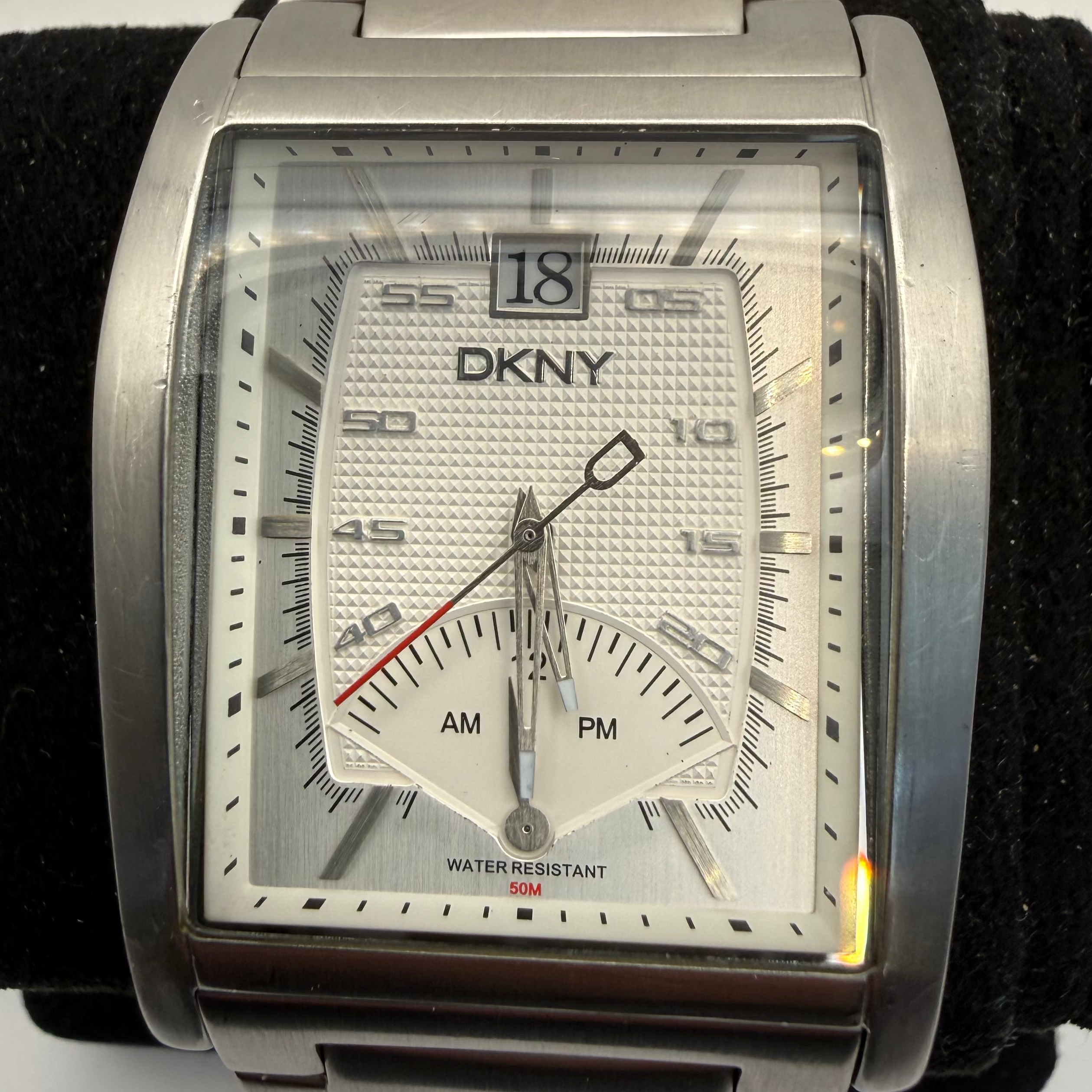 DKNY Men's Stainless Steel Watch Date Display 50M WR (Fully Tested and Working)- £60.00