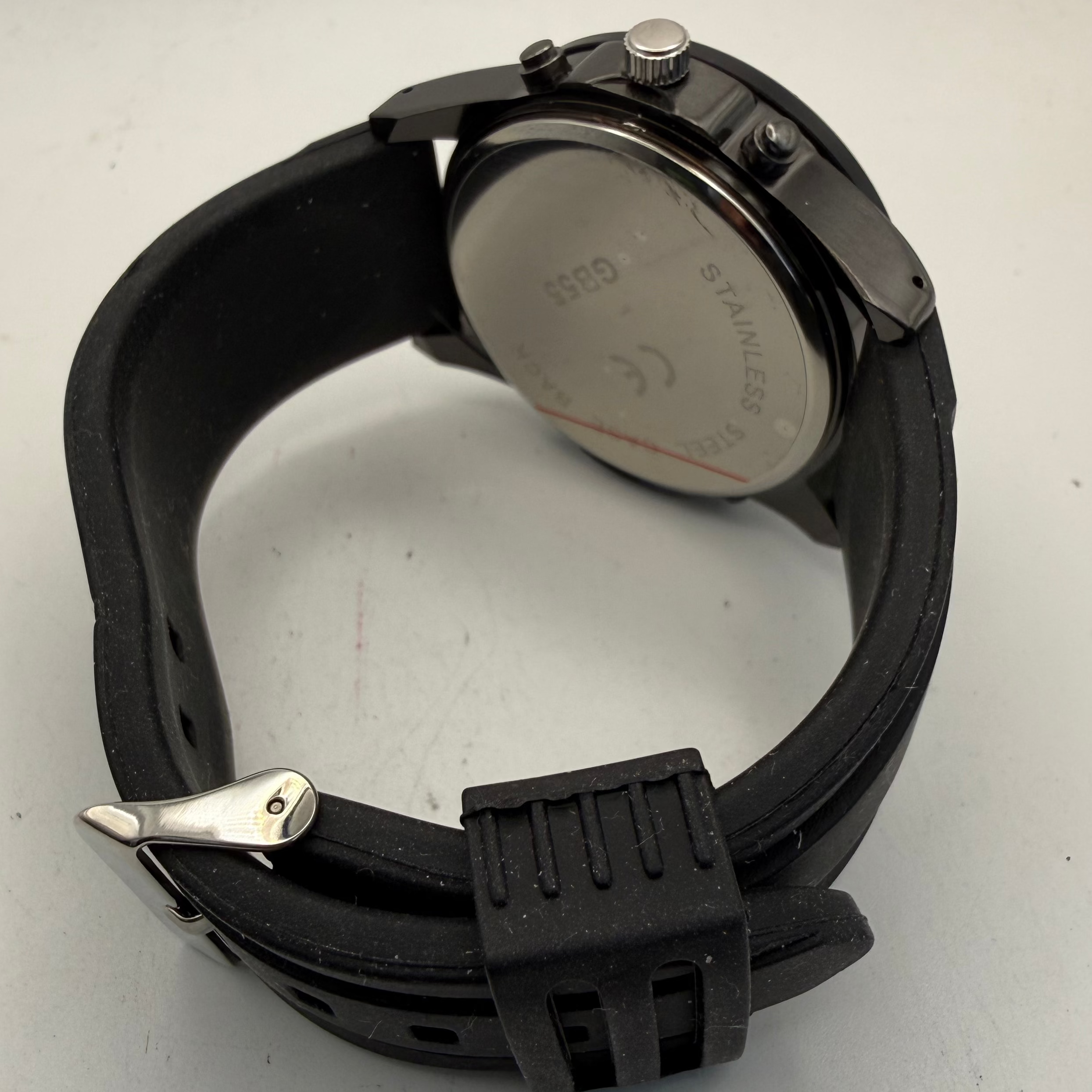 Men's Black & Orange Sports Style Watch- £15.00