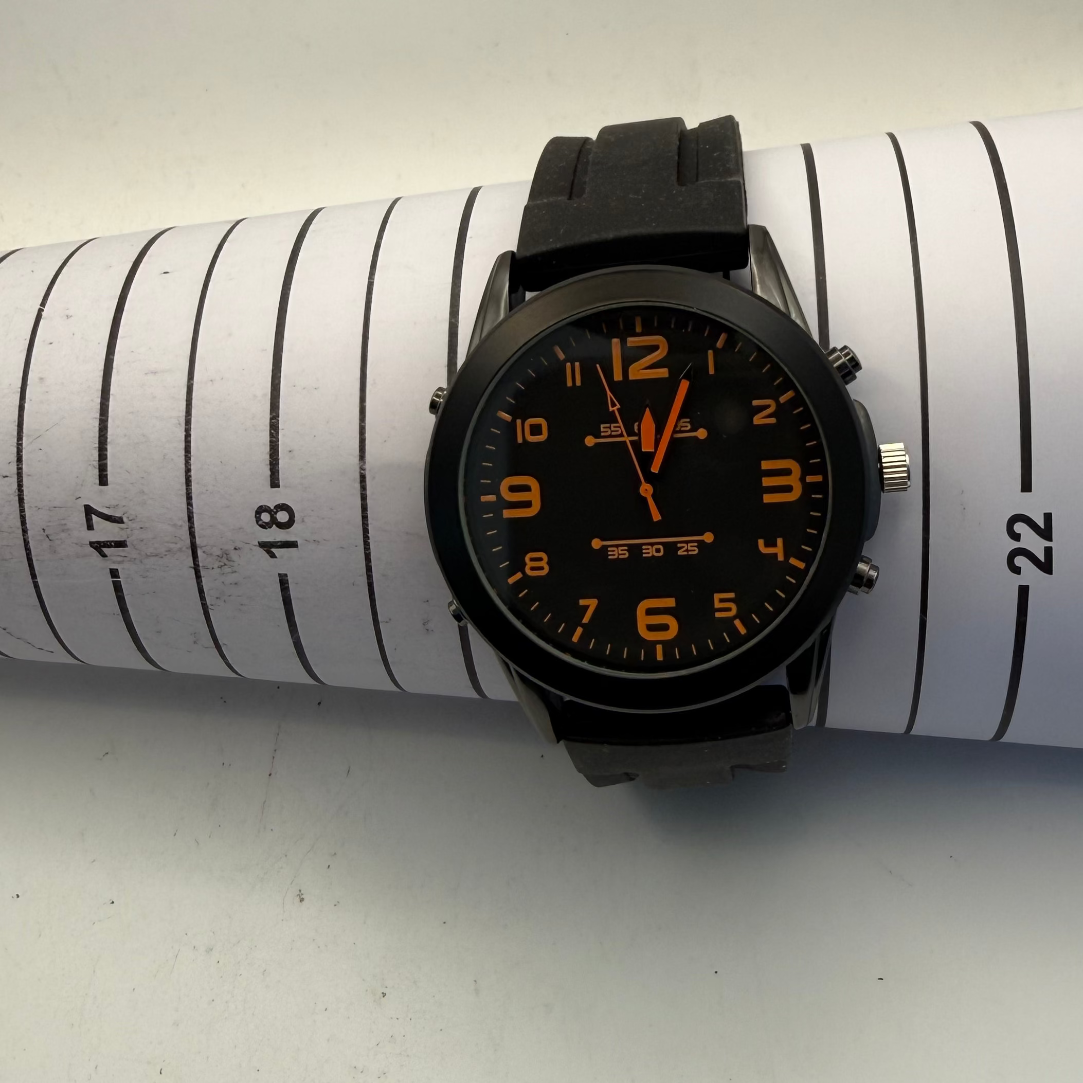 Men's Black & Orange Sports Style Watch- £15.00