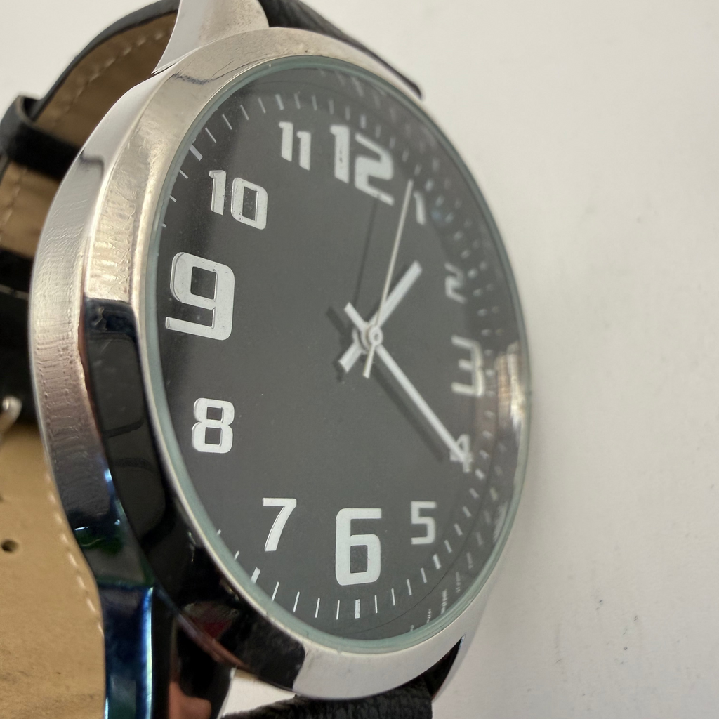 Men's Classic Black Dial Watch- £10.00
