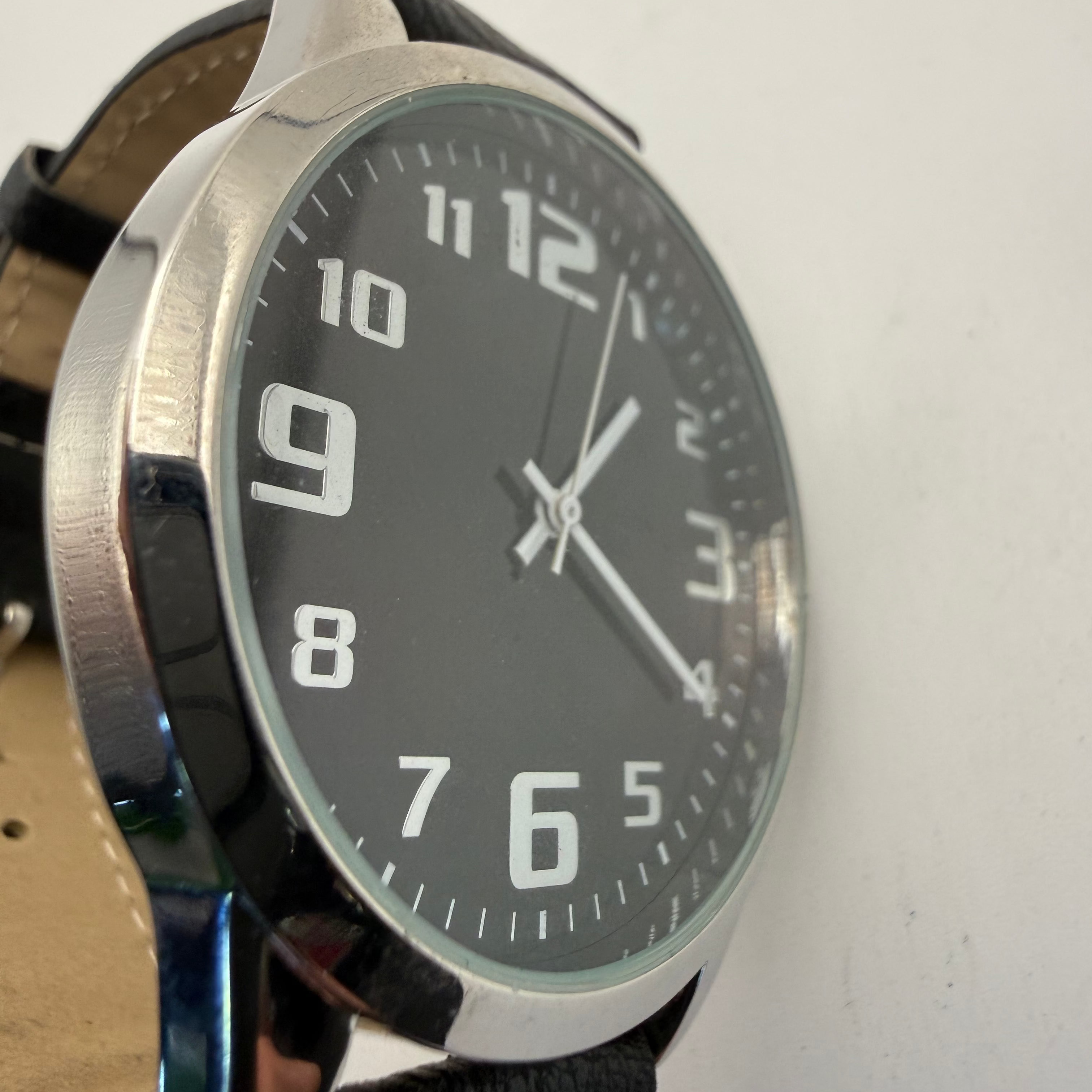 Men's Classic Black Dial Watch- £10.00