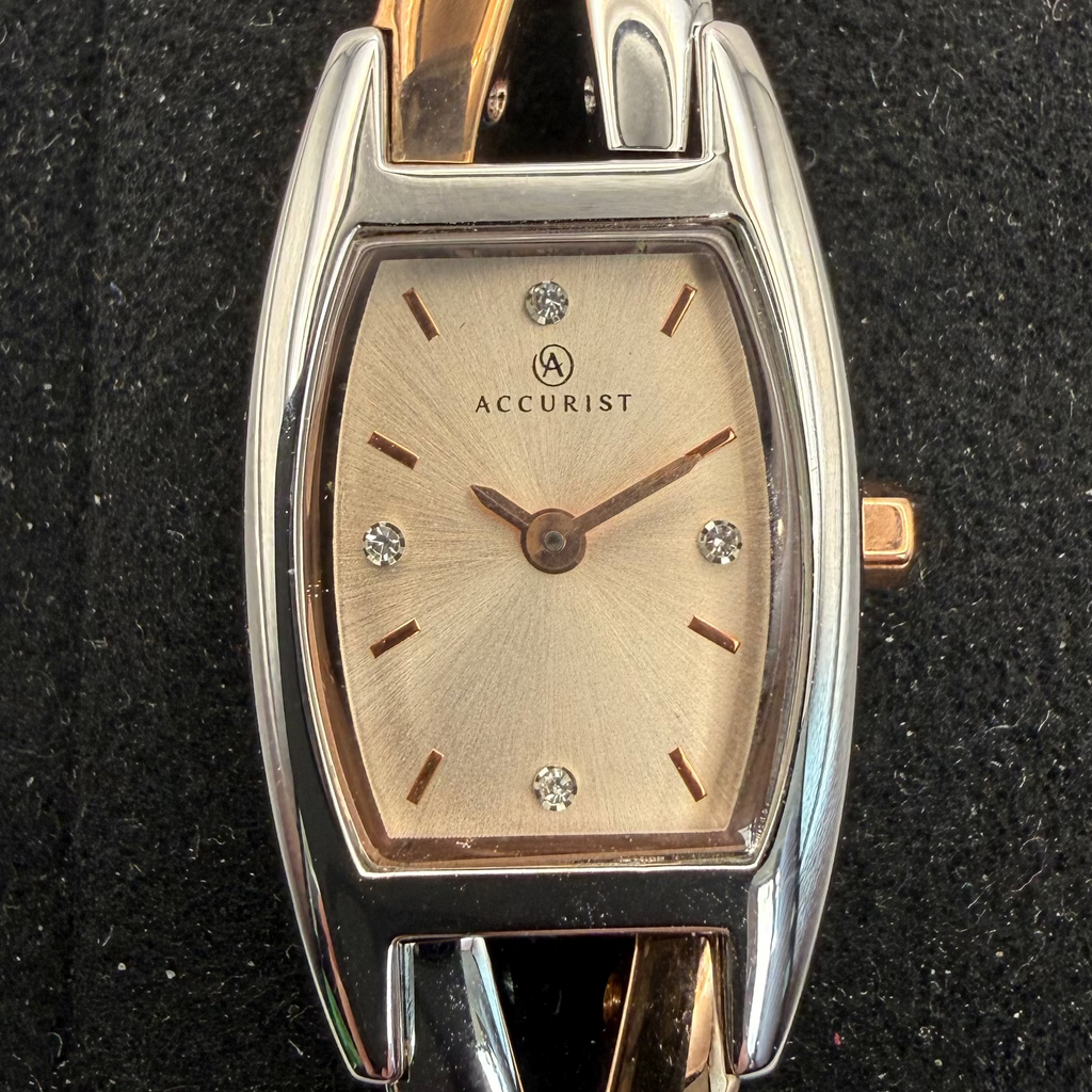 Accurist Ladies Dress Watch & Jewellery Set (Fully Tested and Working)- £35.00