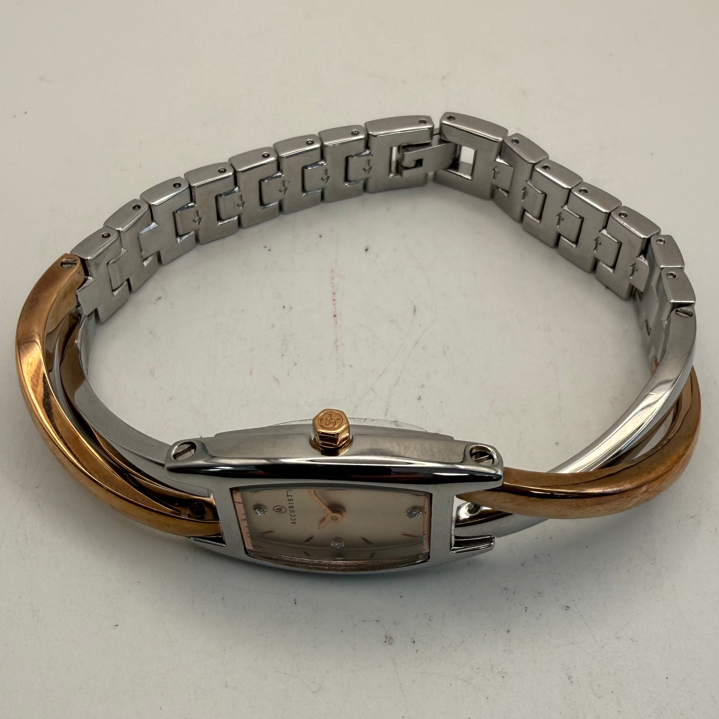 Accurist Ladies Dress Watch & Jewellery Set (Fully Tested and Working)- £35.00