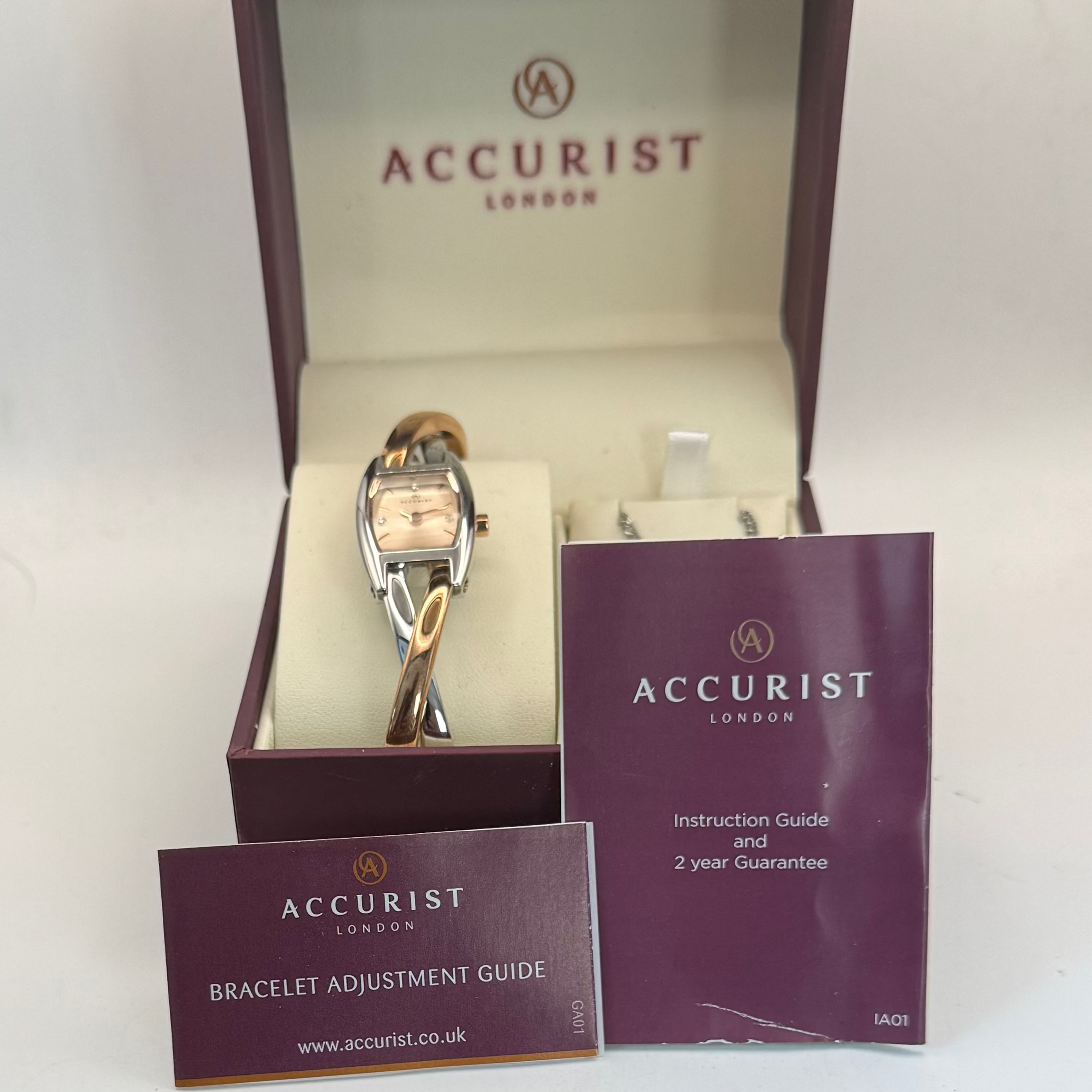 Accurist Ladies Dress Watch & Jewellery Set (Fully Tested and Working)- £35.00