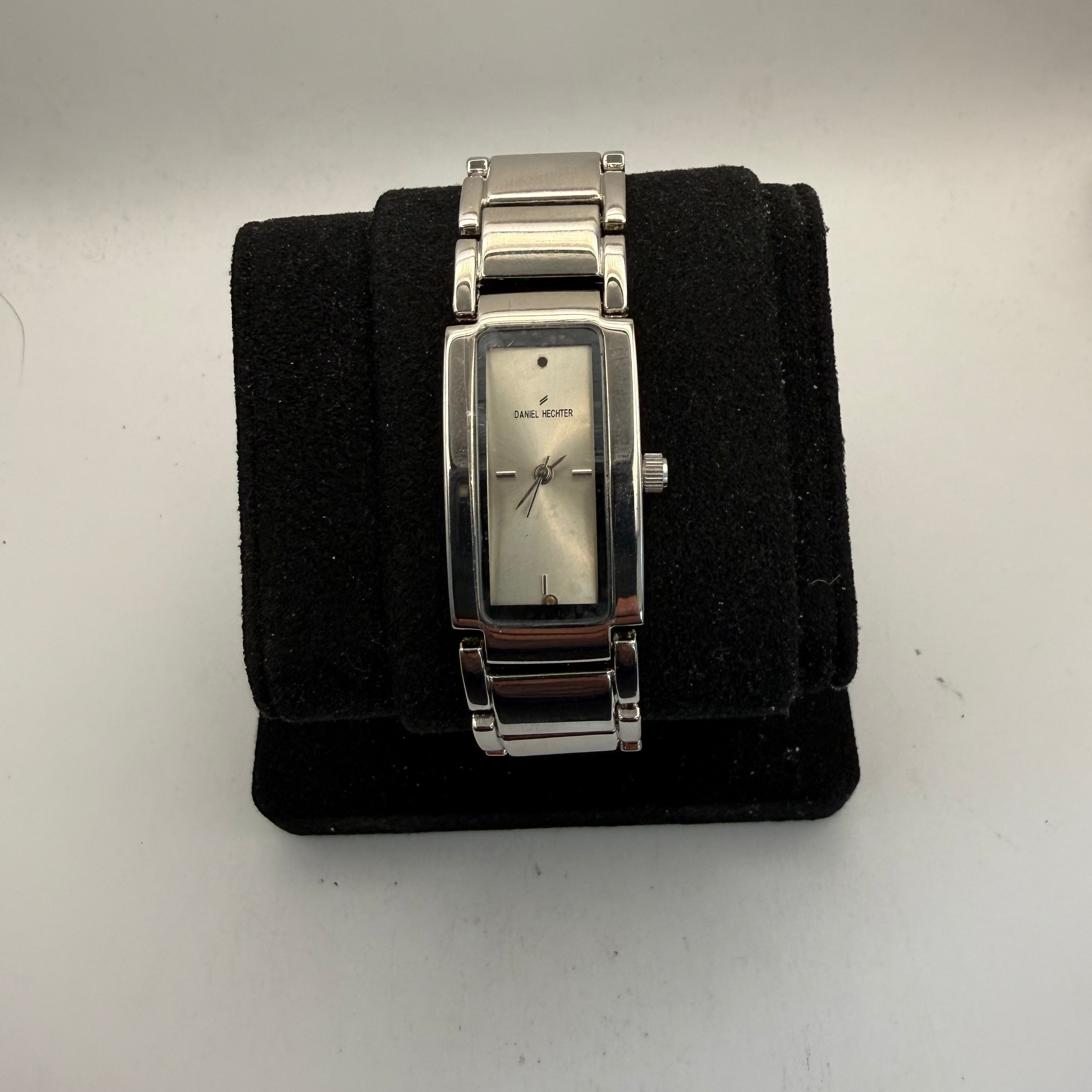 Daniel Hechter Ladies Bracelet Watch (Fully Tested and Working)- £20.00