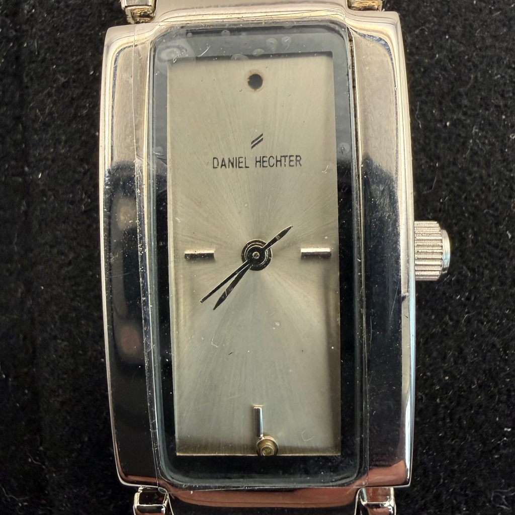 Daniel Hechter Ladies Bracelet Watch (Fully Tested and Working)- £20.00