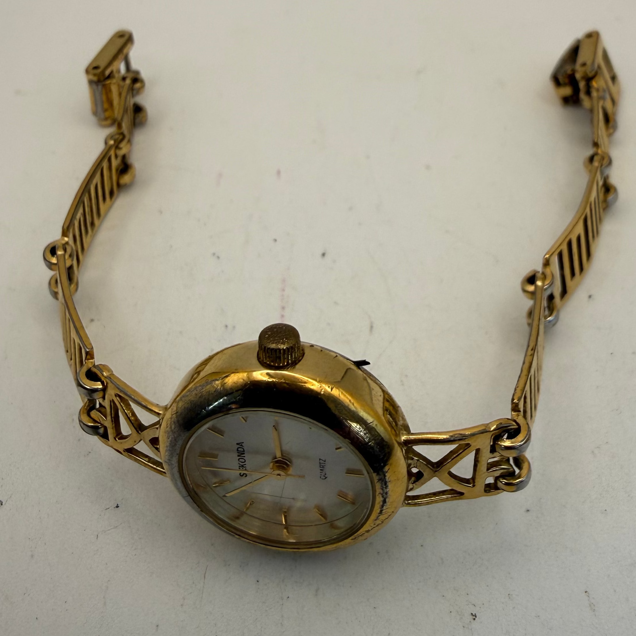 Sekonda Ladies Vintage Quartz Watch (Fully Tested and Working)- £8.00