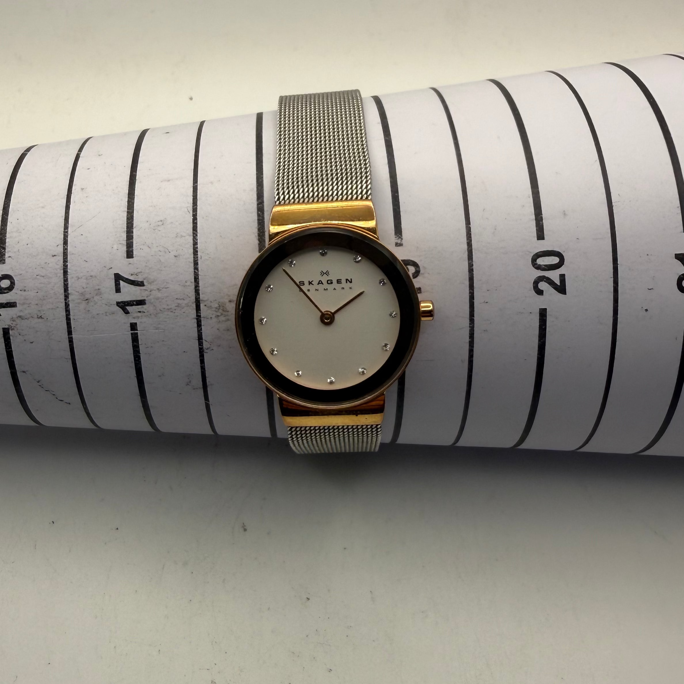 Skagen Ladies Crystal Dial Watch (Fully Tested and Working)- £45.00