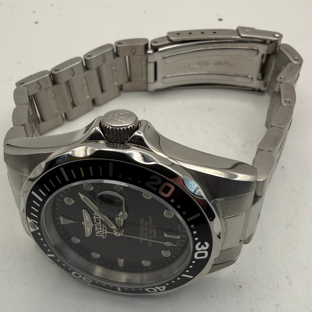 Invicta Pro Diver 8932 Men's Black Dial 200m Quartz Watch Boxed (Fully Tested and Working)- £55.00