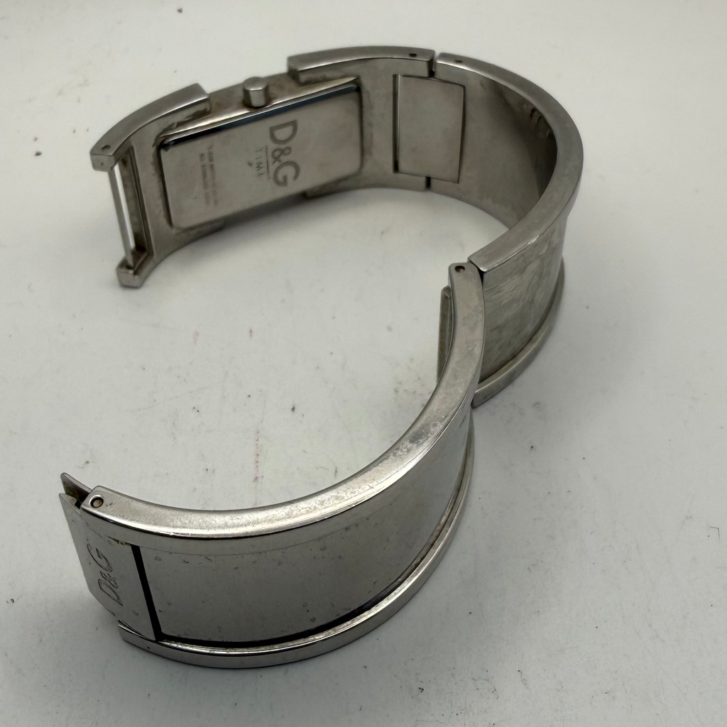 Dolce & Gabbana D&G Time Ladies Bangle Watch Black Dial Quartz (Fully Tested and Working)- £35.00