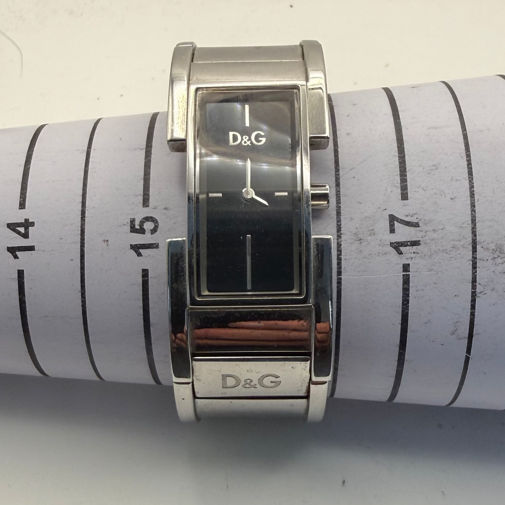 Dolce & Gabbana D&G Time Ladies Bangle Watch Black Dial Quartz (Fully Tested and Working)- £35.00