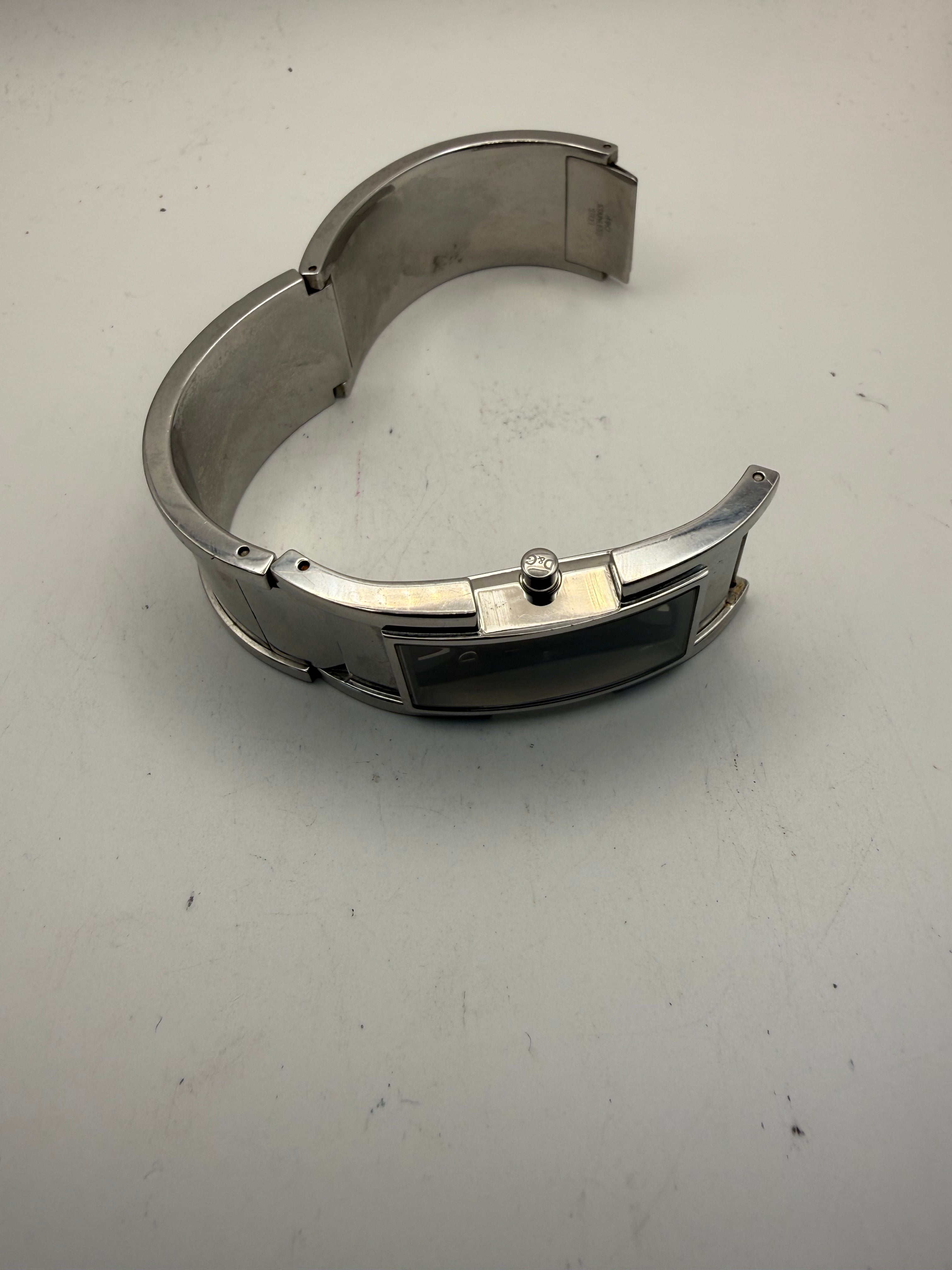Dolce & Gabbana D&G Time Ladies Bangle Watch Black Dial Quartz (Fully Tested and Working)- £35.00