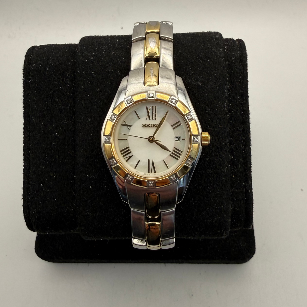 Seiko Ladies Two-Tone Quartz Watch – White Dial – New Battery Fitted- £35.00