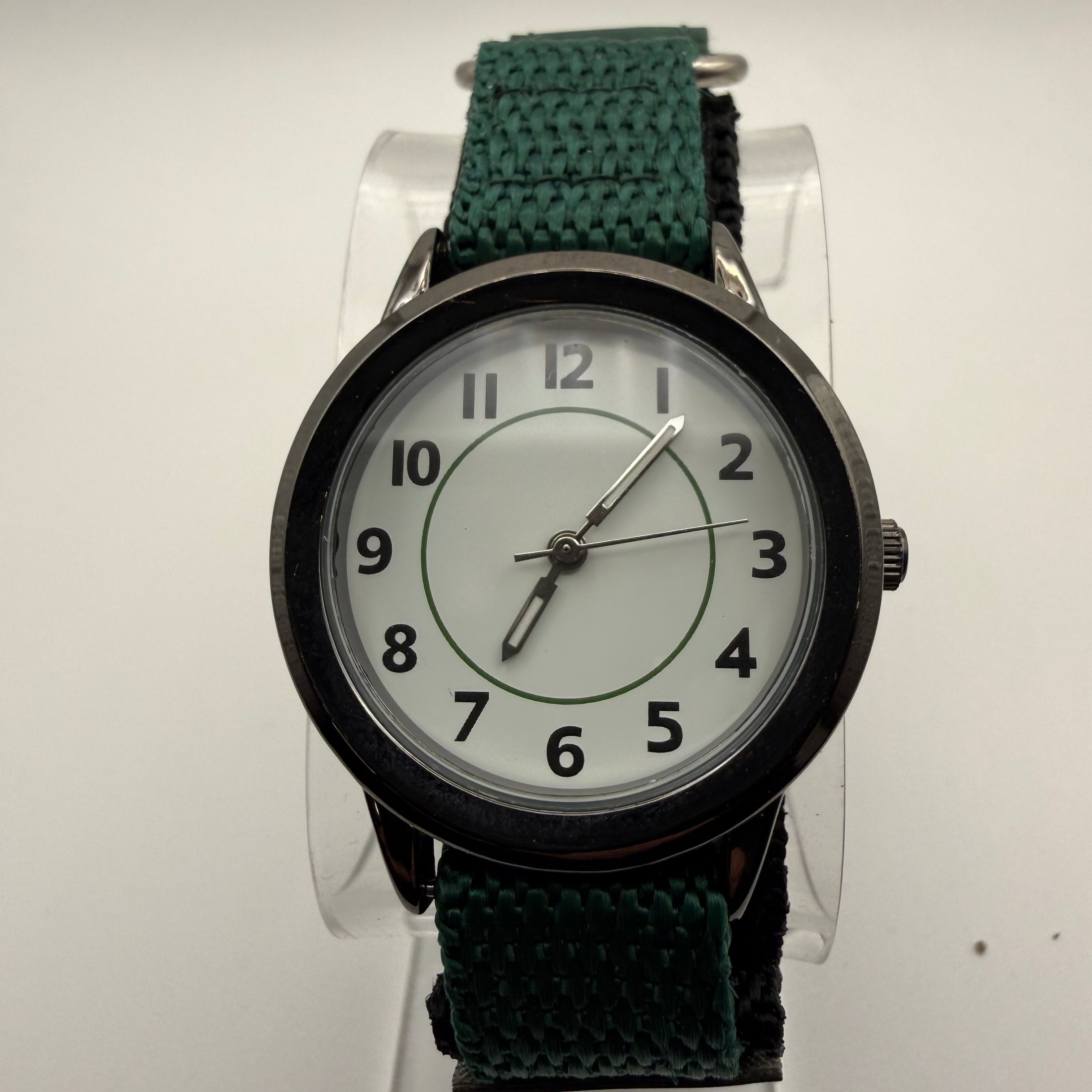 No Brand-Classic White Dial Quartz Watch- £9.99