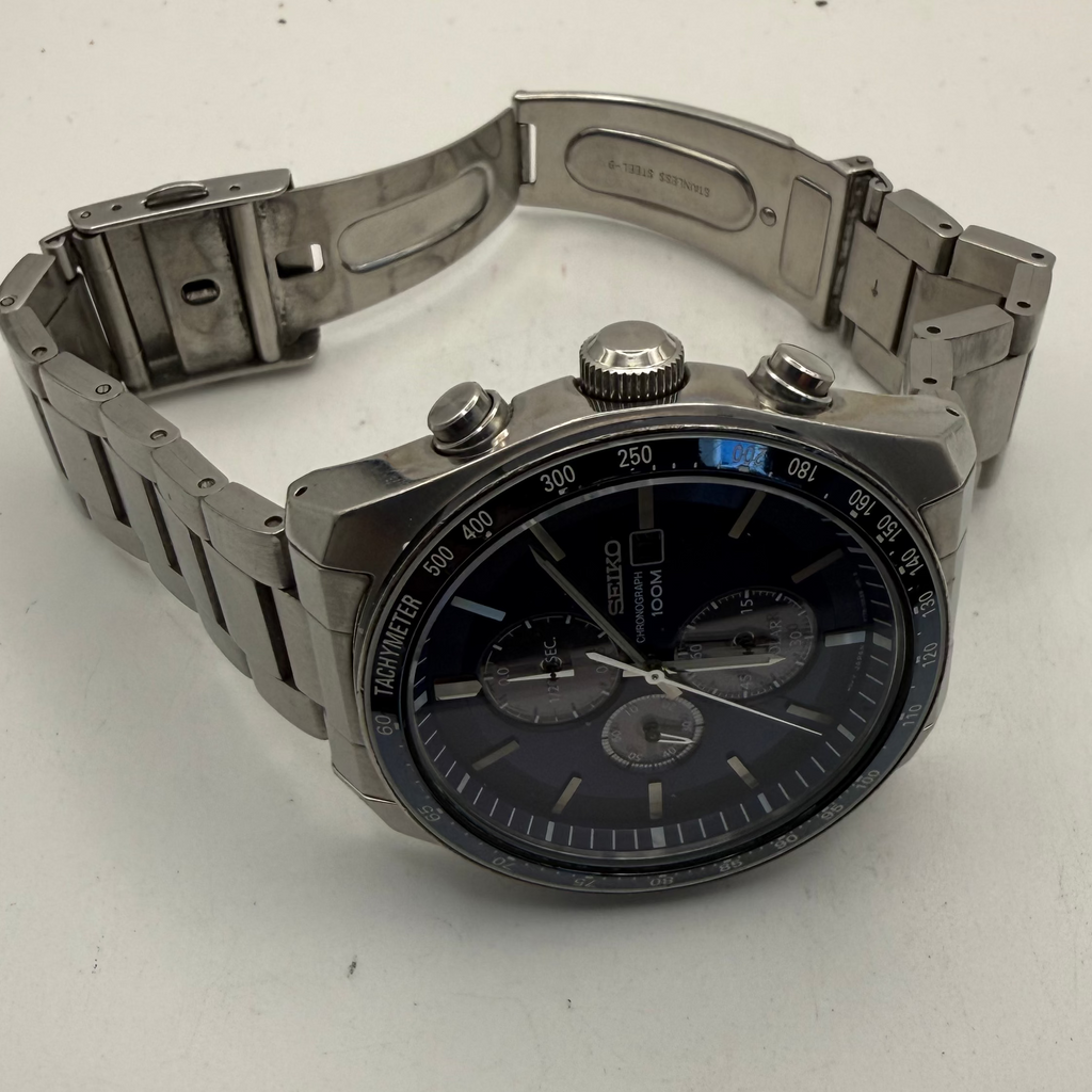 Seiko Solar Chronograph 100M Blue Dial Men's Watch – Box, Instructions & Spare Links- £200.00