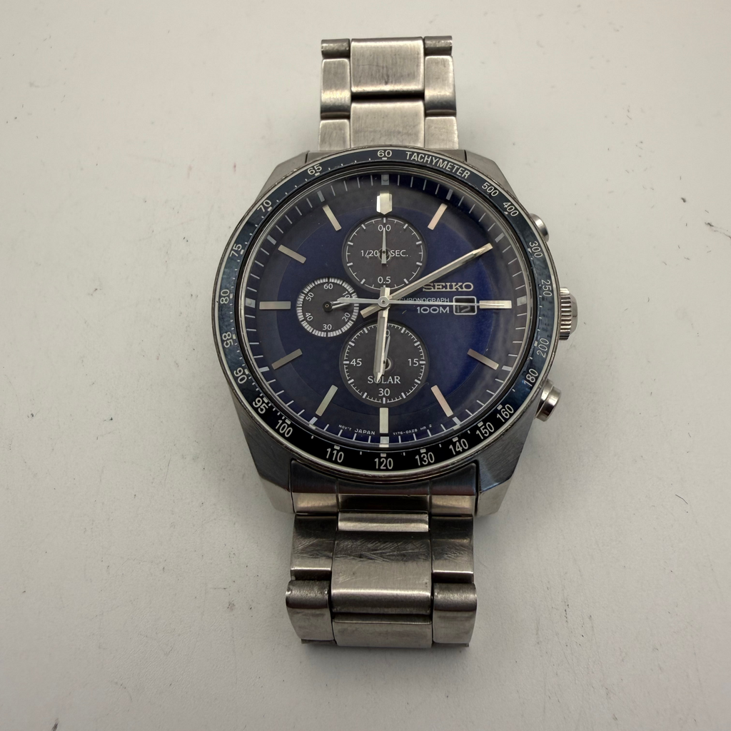 Seiko Solar Chronograph 100M Blue Dial Men's Watch – Box, Instructions & Spare Links- £200.00