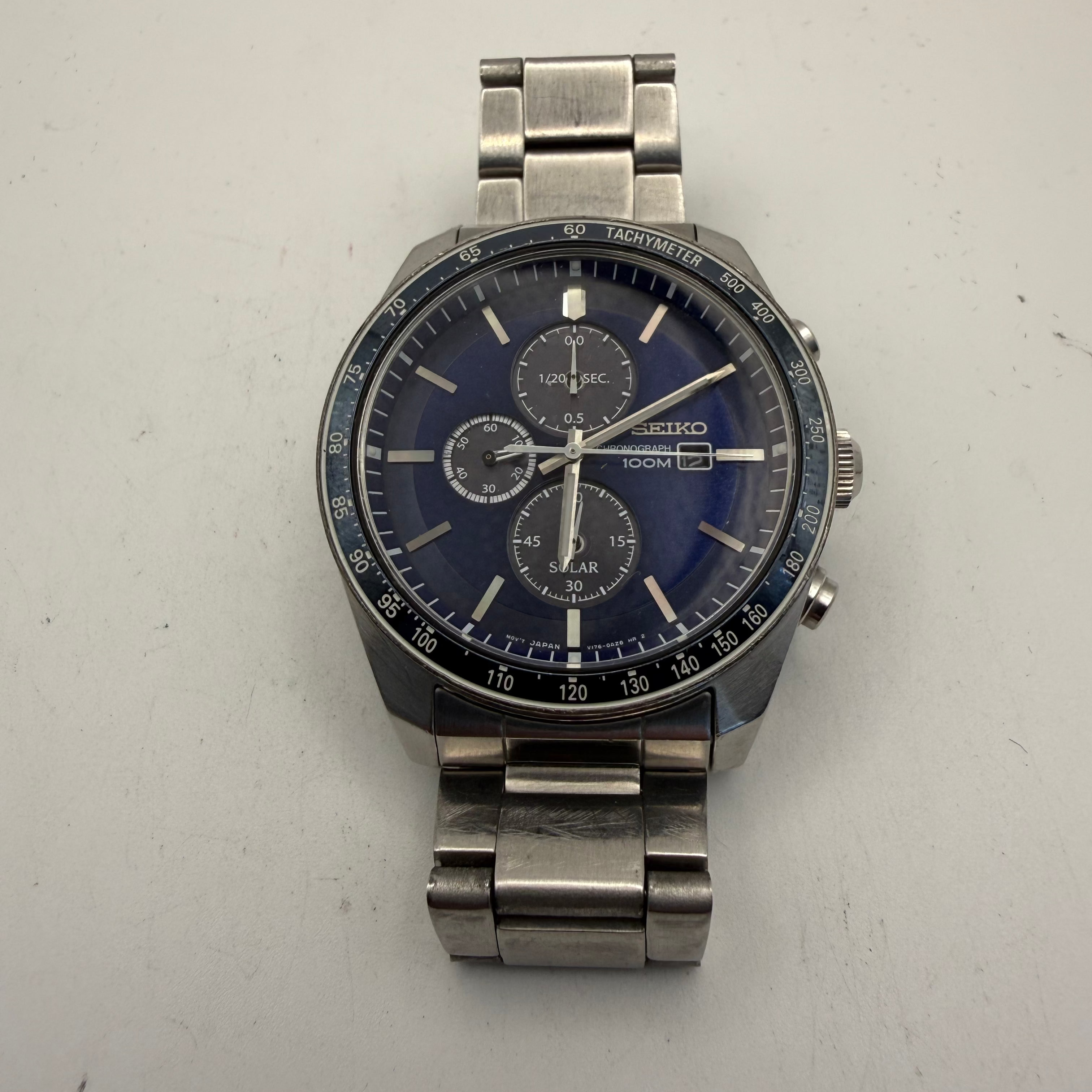 Seiko Solar Chronograph 100M Blue Dial Men's Watch – Box, Instructions & Spare Links- £200.00
