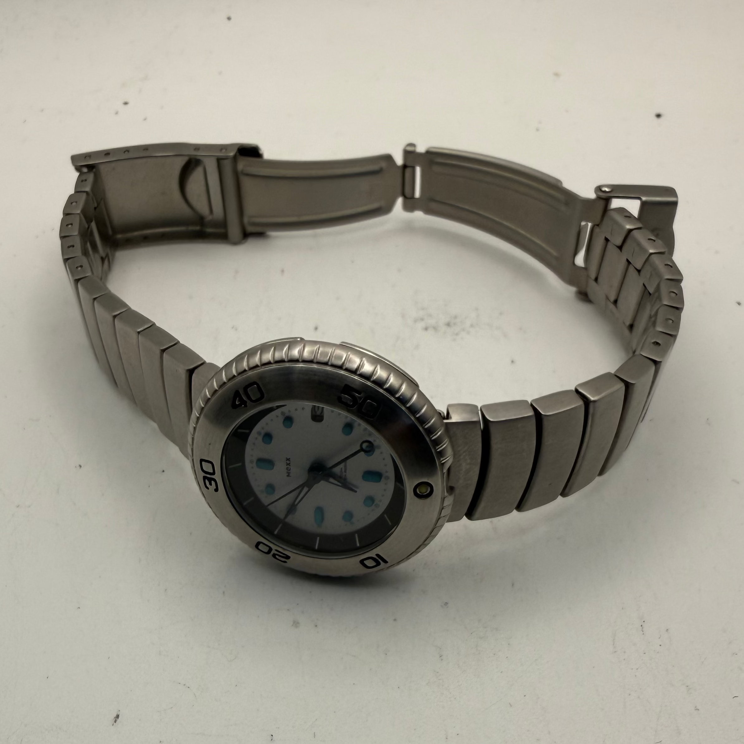 Mexx 100M Water Resistant Stainless Steel Ladies Watch 32mm Date (Fully Tested and Working)- £25.00