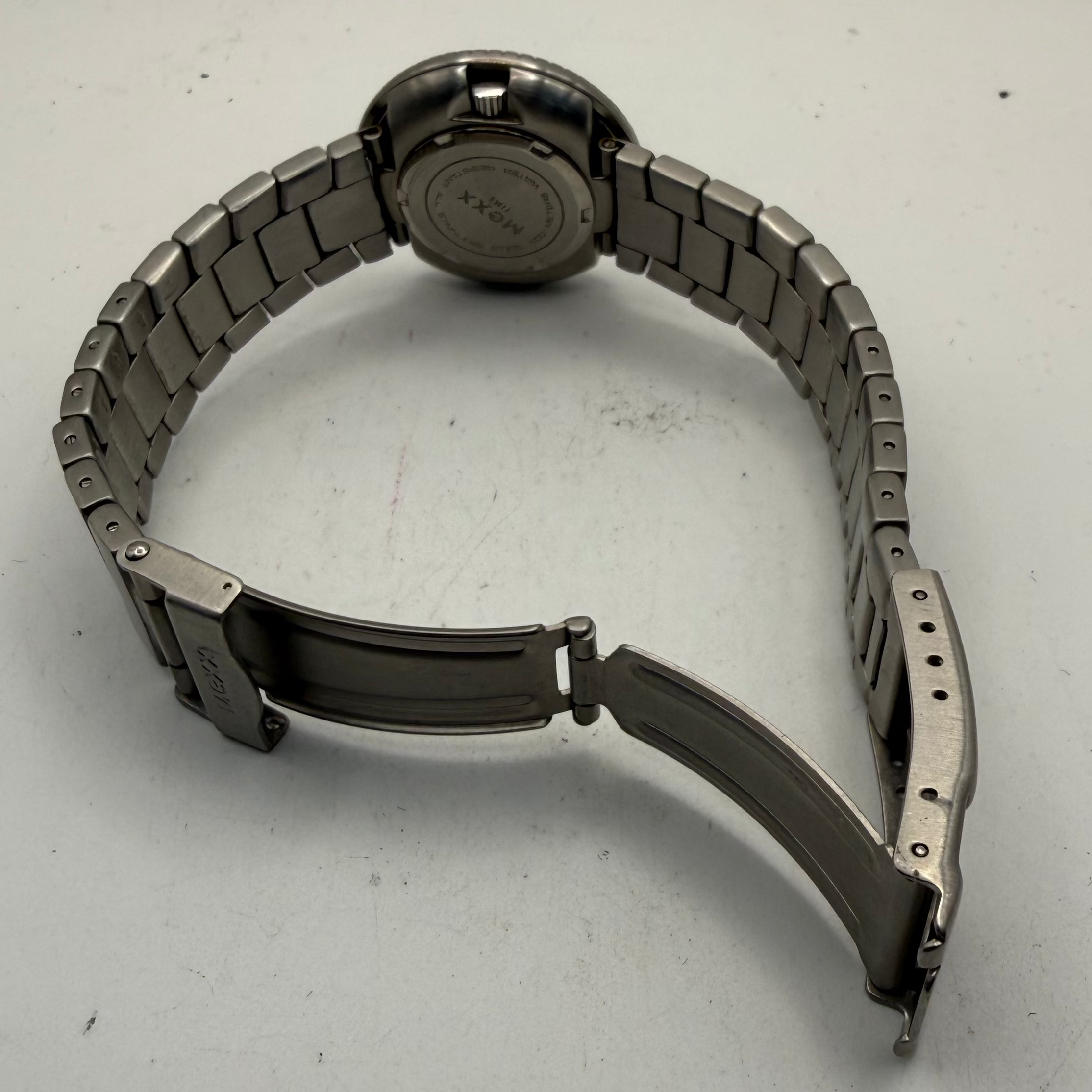Mexx 100M Water Resistant Stainless Steel Ladies Watch 32mm Date (Fully Tested and Working)- £25.00