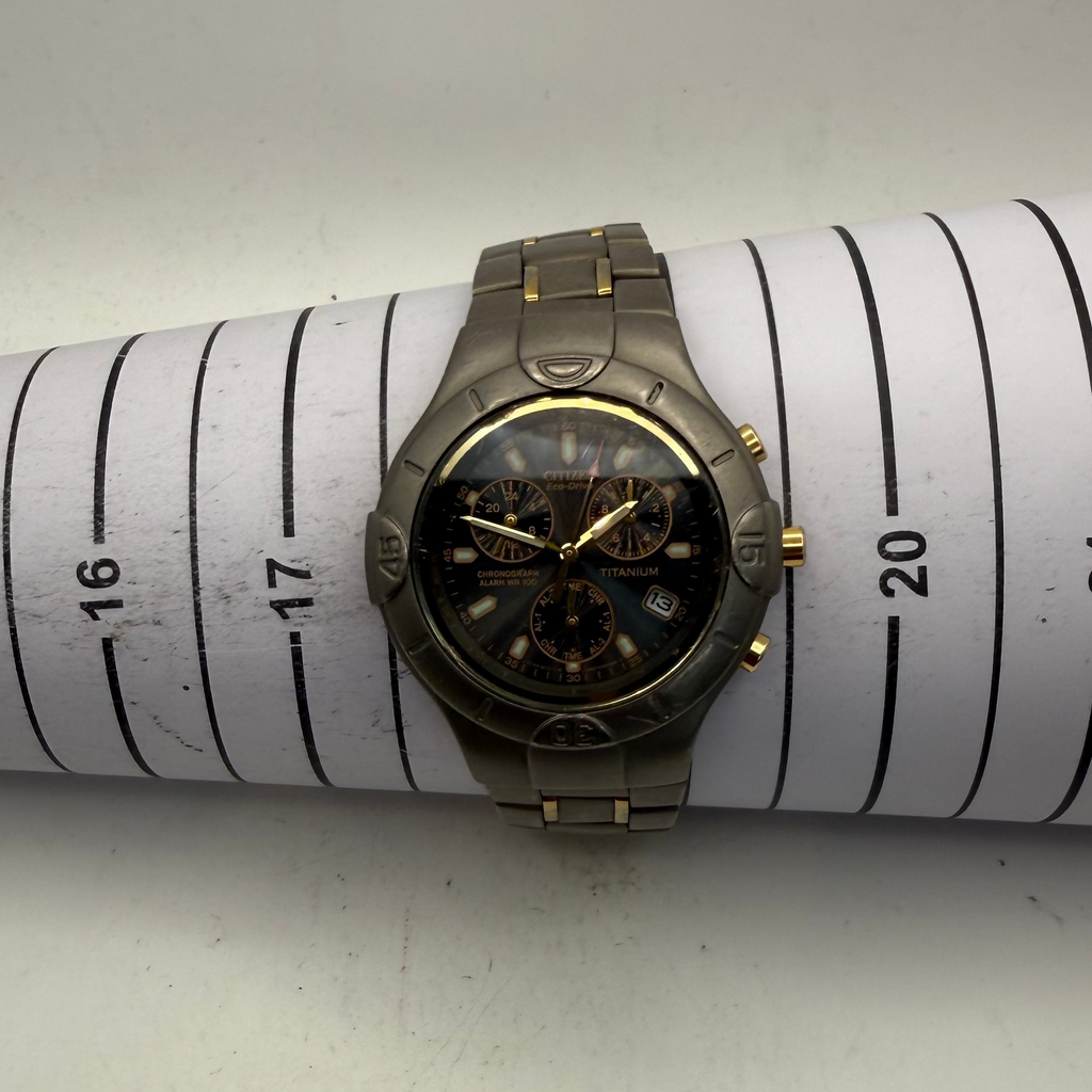 Citizen Eco-Drive Titanium Chronograph Alarm 42mm Men's Watch (Fully Tested and Working)- £