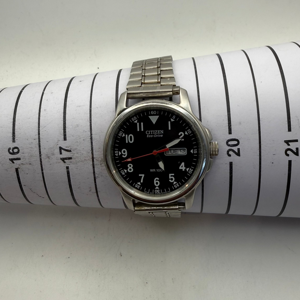 Citizen Eco-Drive WR100 Day/Date Black Dial Stainless Steel Watch (Fully Tested and Working- £55.00