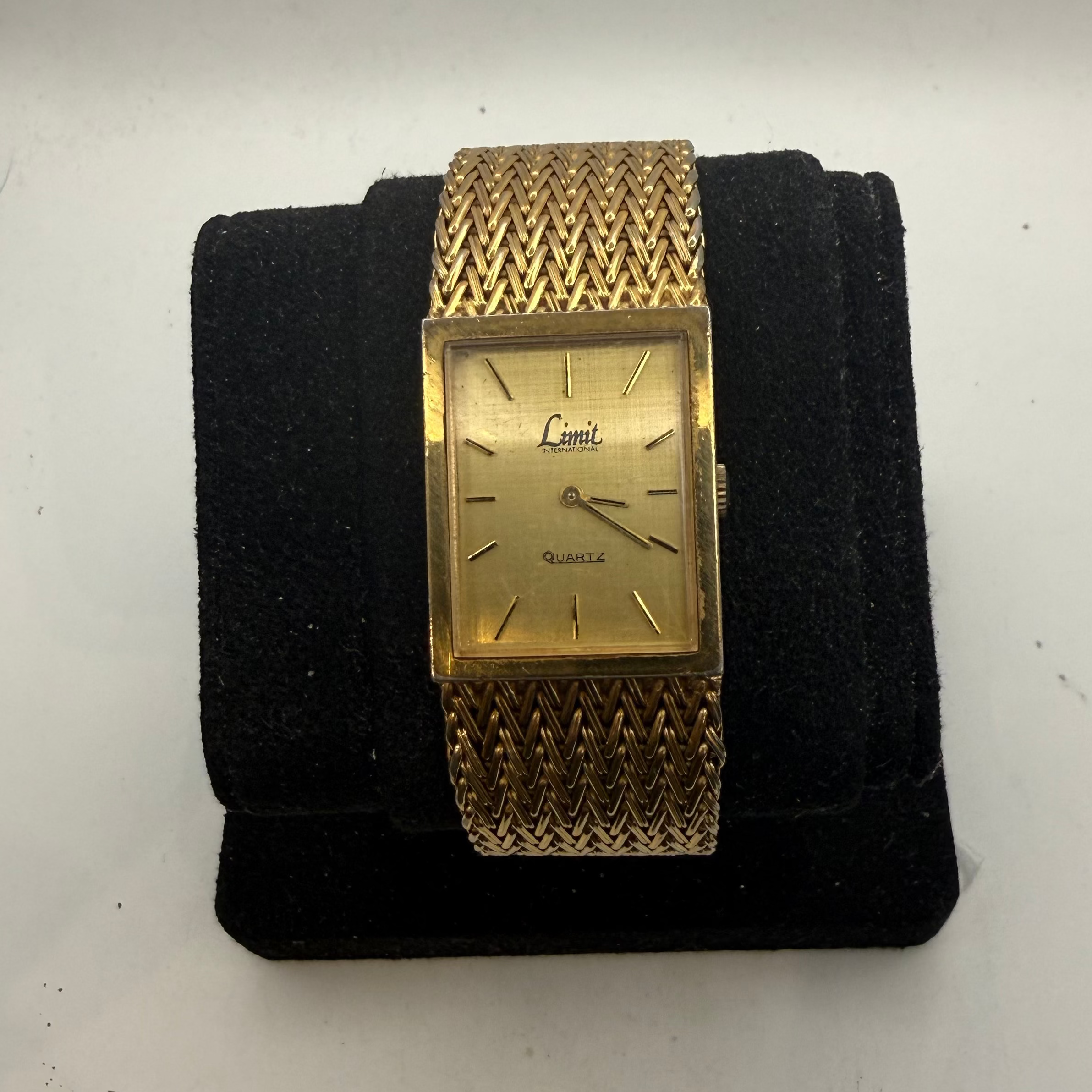 Limit International Gold Tone Rectangular Quartz Vintage Bracelet Watch (Fully Tested and Working)- £35.00