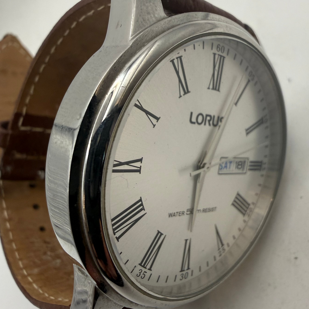 Lorus VX43-X093 Silver Dial Day/Date Quartz Men's Watch (Fully Tested and Working)- £40.00