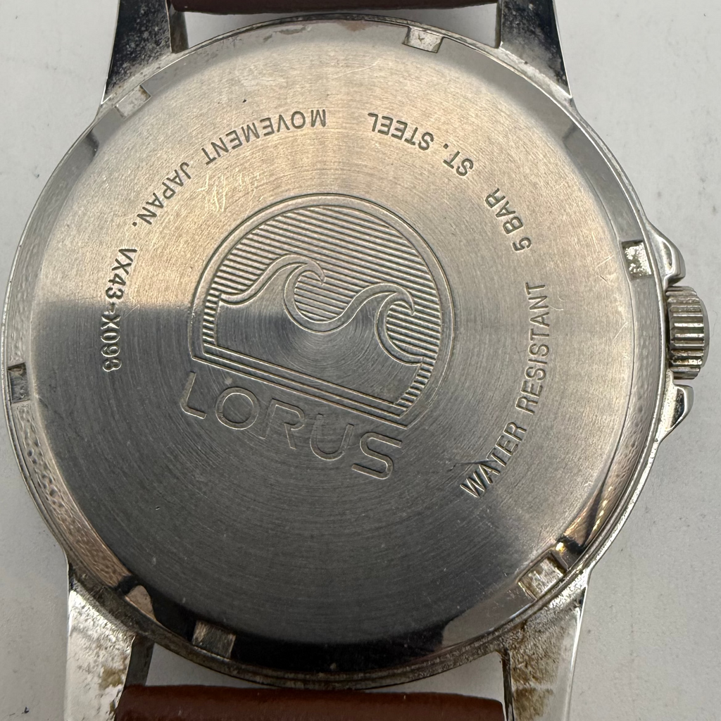 Lorus VX43-X093 Silver Dial Day/Date Quartz Men's Watch (Fully Tested and Working)- £40.00