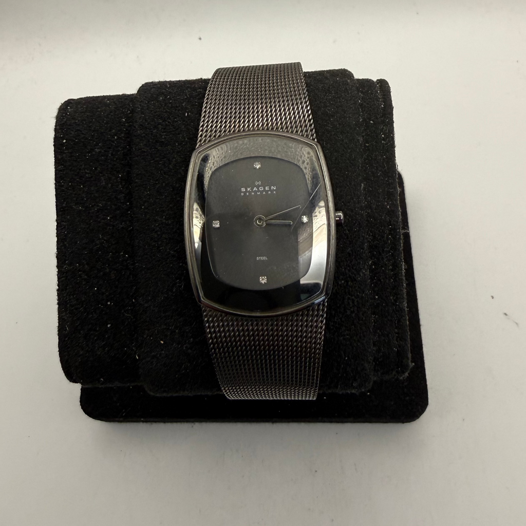Skagen Denmark 649SMM Black Dial Crystal Ladies Watch Mesh Bracelet (Fully Tested and Working- £35.00