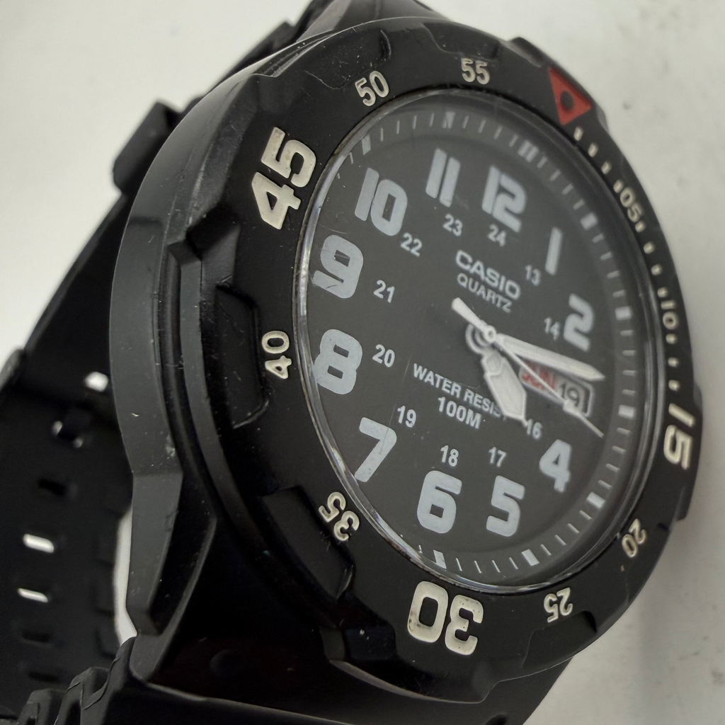 Casio MRW-200H Black Quartz Day Date 100M Watch (Fully Tested and Working)- £30.00