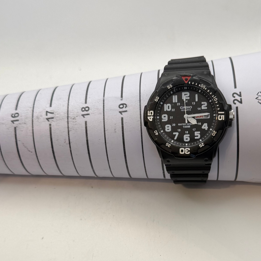 Casio MRW-200H Black Quartz Day Date 100M Watch (Fully Tested and Working)- £30.00