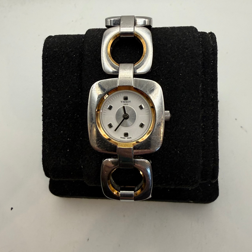 Tissot 1853 T020109A Ladies Two-Tone Swiss Quartz Watch (Fully Tested and Working- £75.00