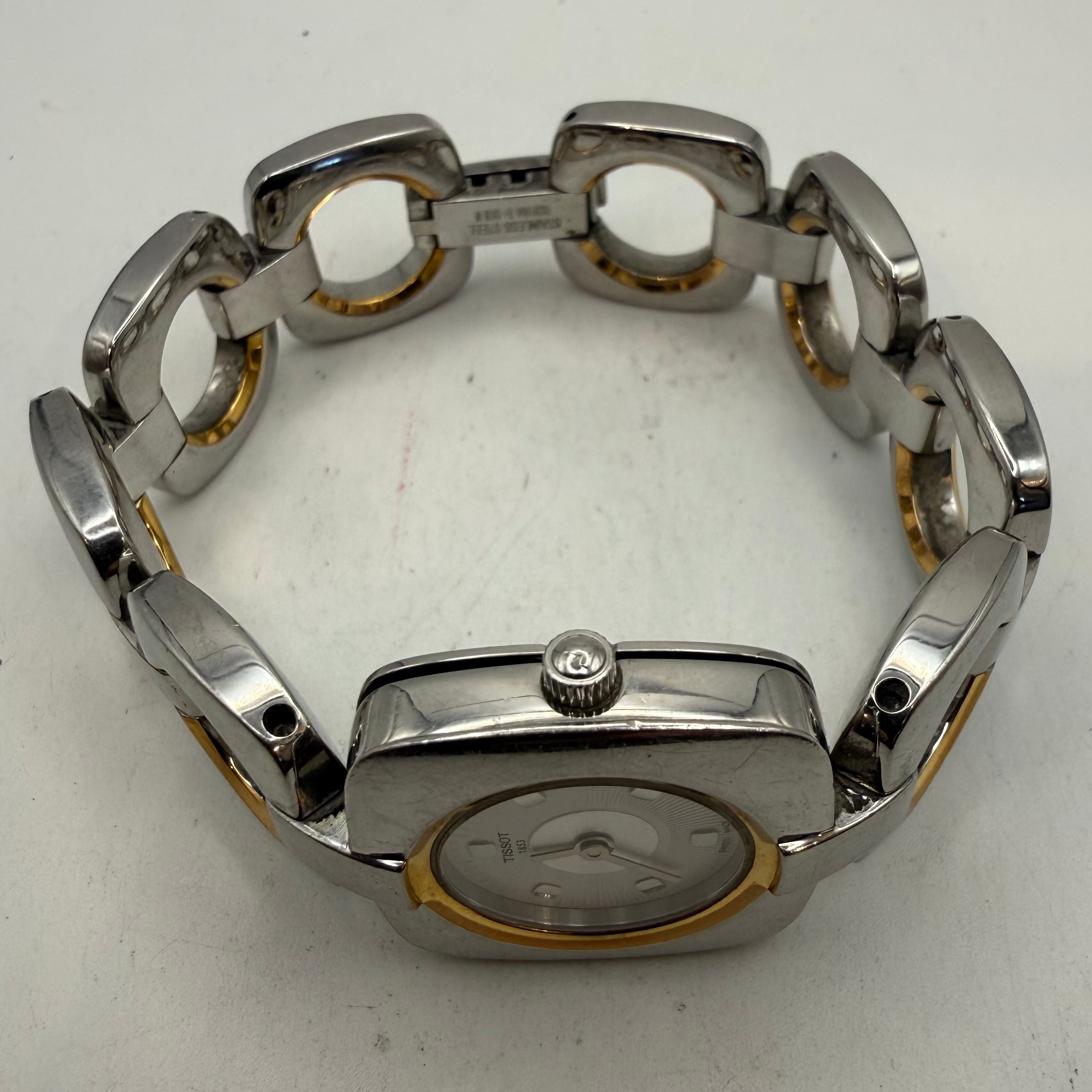 Tissot 1853 T020109A Ladies Two-Tone Swiss Quartz Watch (Fully Tested and Working- £75.00