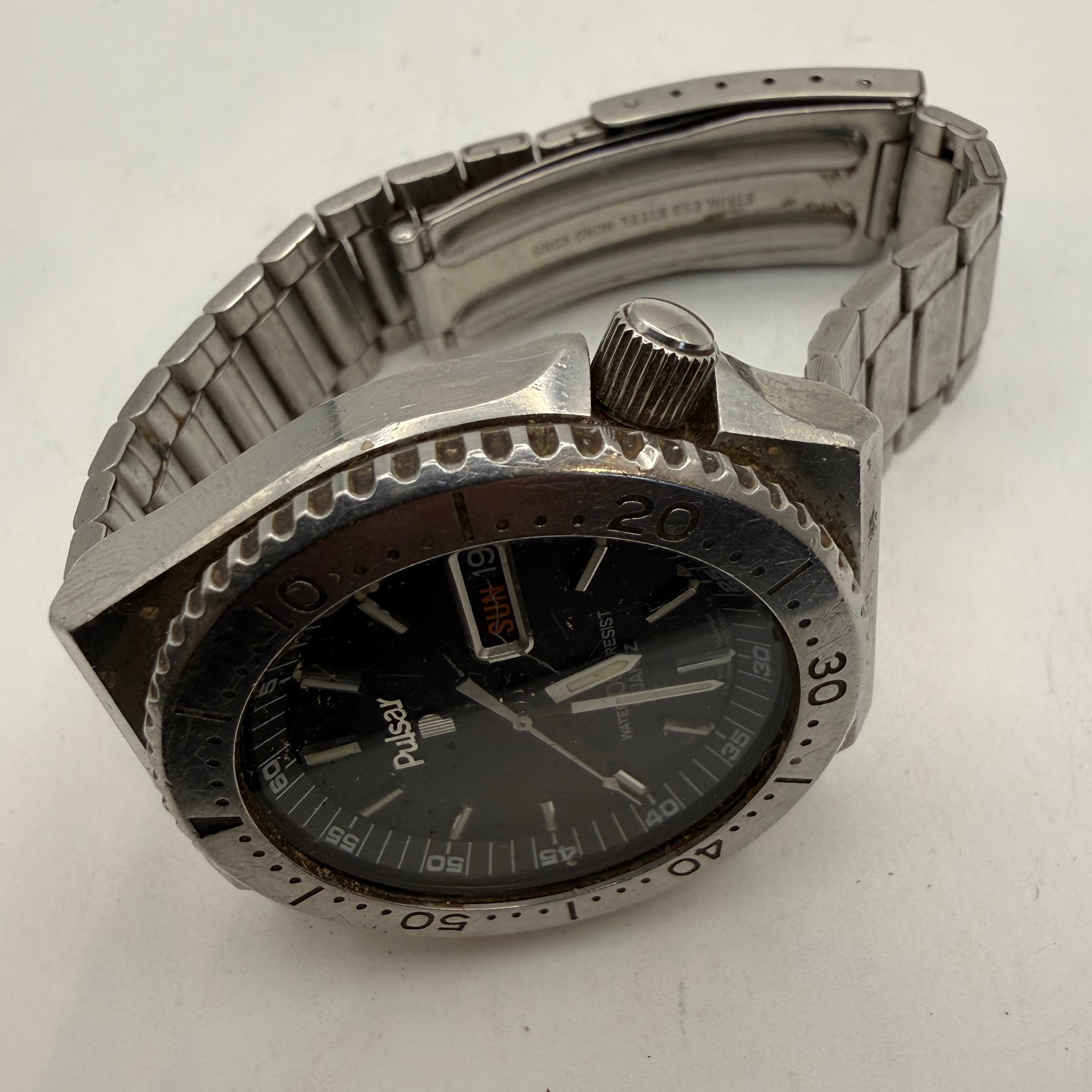 Pulsar Vintage Diver Style Day/Date Quartz Watch 080323 (Fully Tested and Working)- £50.00