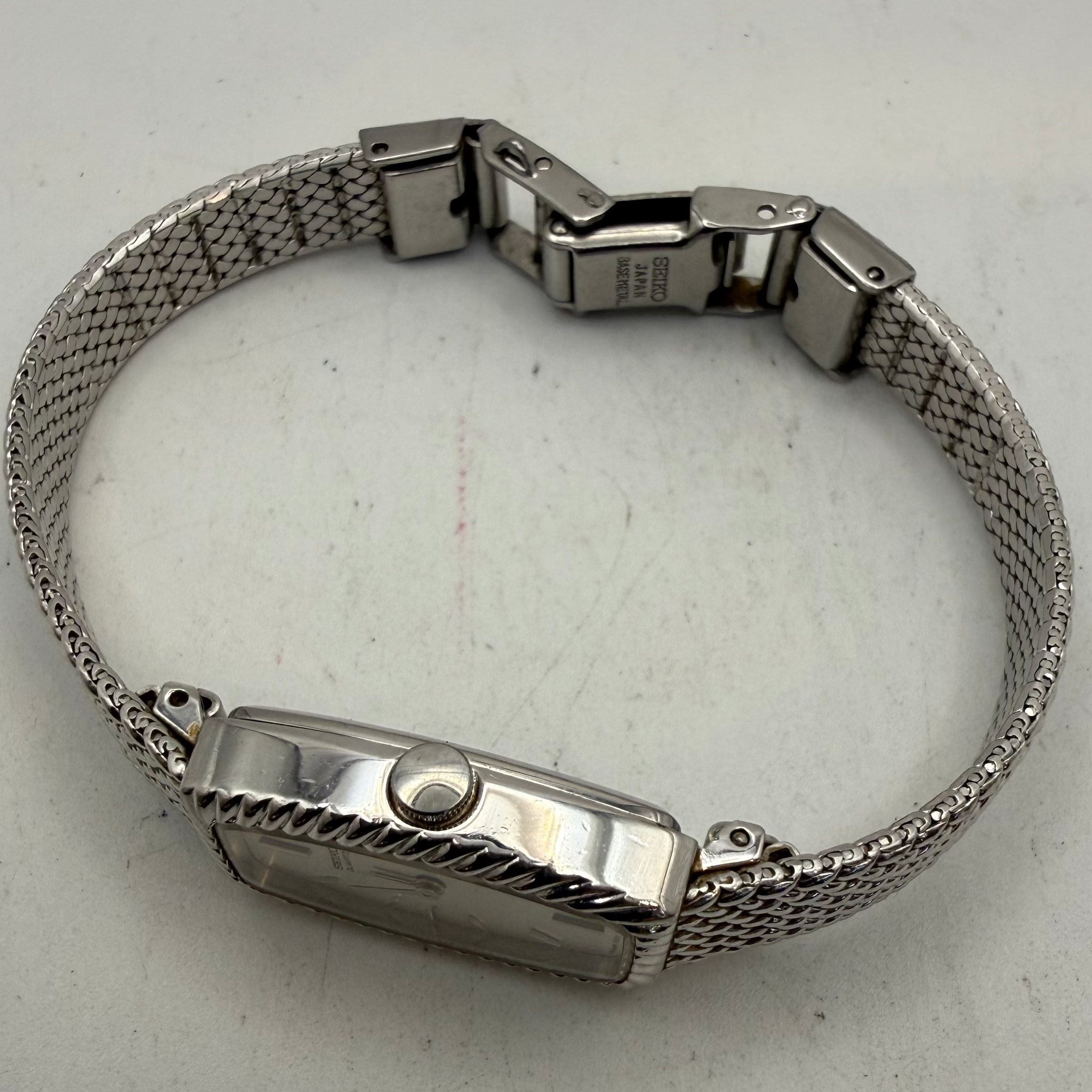 Seiko Quartz Ladies Dress Watch Silver Dial Mesh Bracelet 271390 (Fully Tested and Working)- £40.00