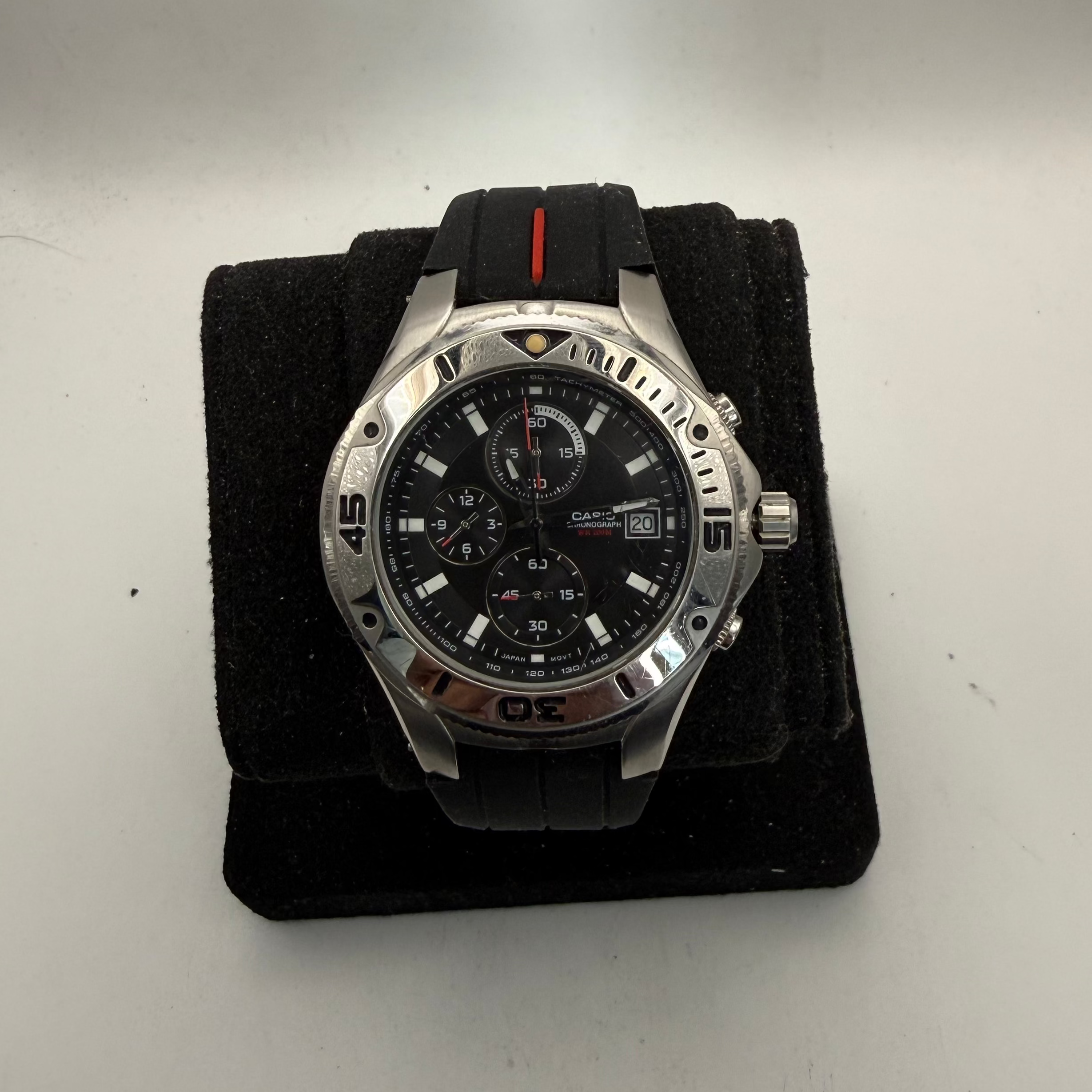 Casio Chronograph WR200M Black Dial Men's Watch MTD-1057 (Fully Tested and Working- £65.00