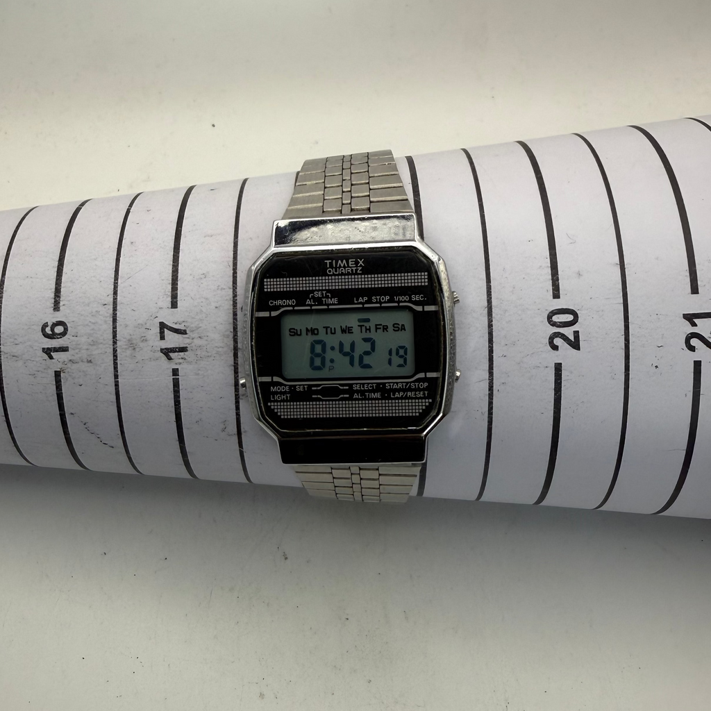 Timex Quartz Vintage LCD Digital Watch Stainless Steel (Fully Tested and Working)- £35.00
