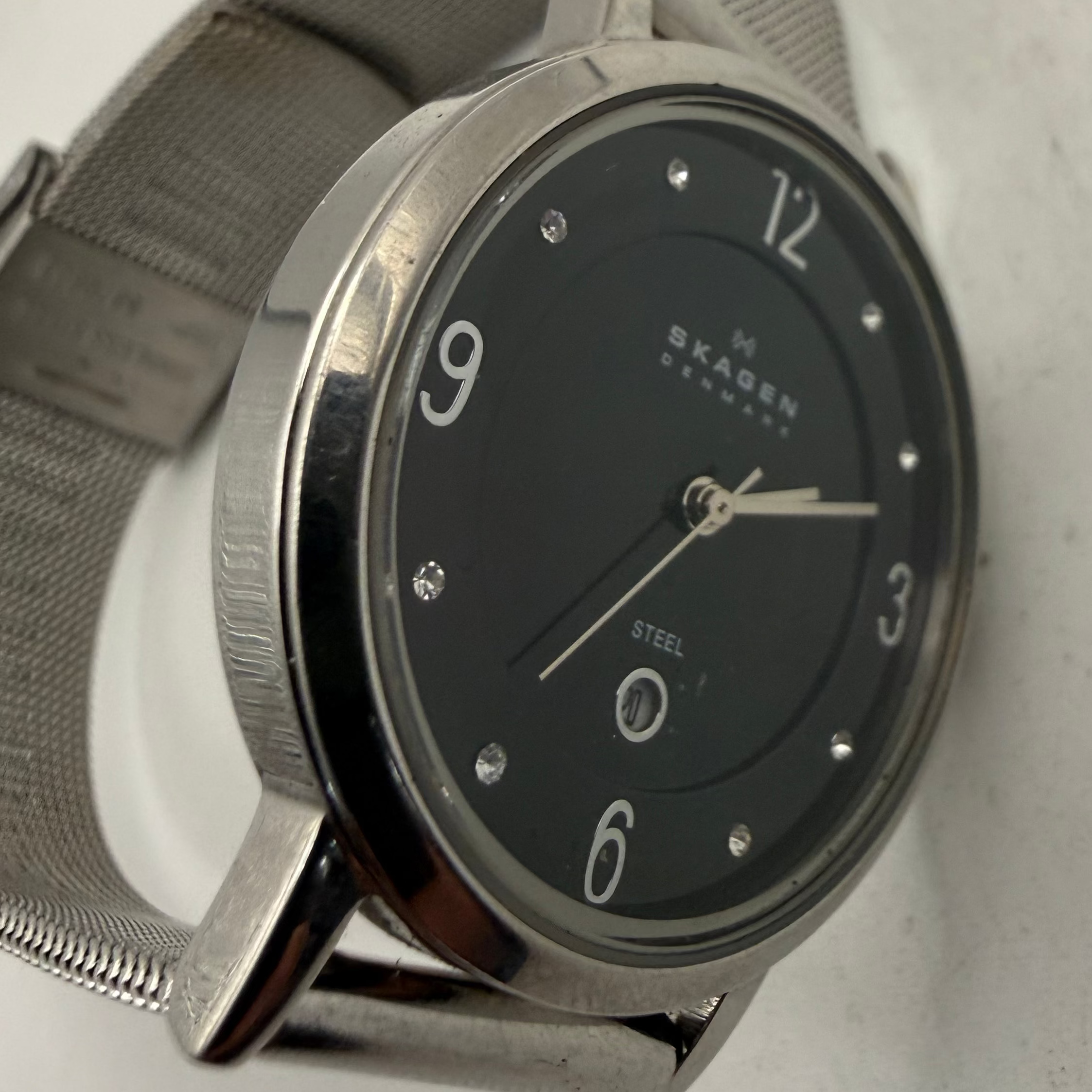 Skagen Denmark Black Dial Crystal Date Stainless Steel Mesh Watch (Fully Tested and Working- £35.00
