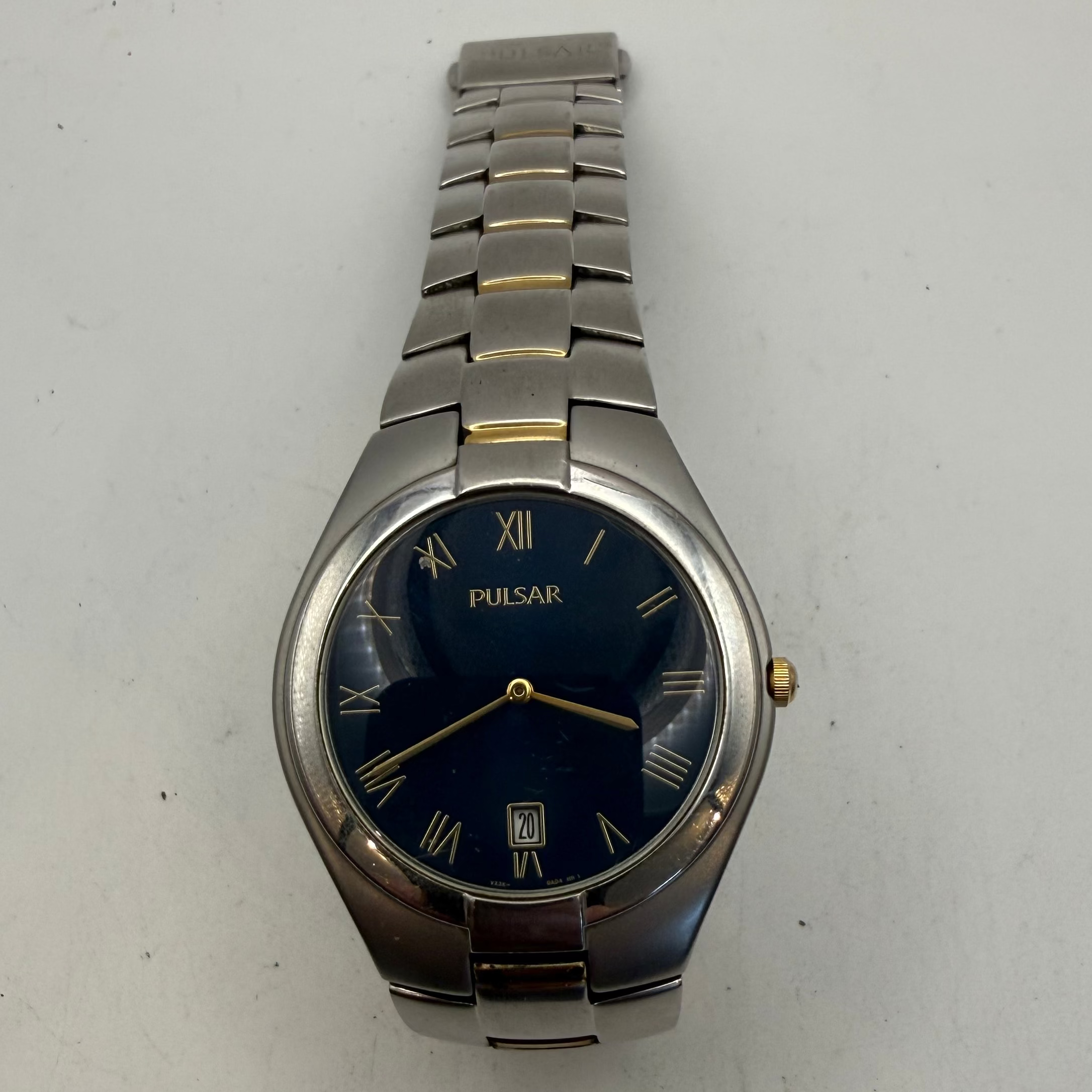 Pulsar VX3K-0AR0 Two-Tone Blue Dial Date Quartz Men's Watch (Fully Tested and Working)- £35.00