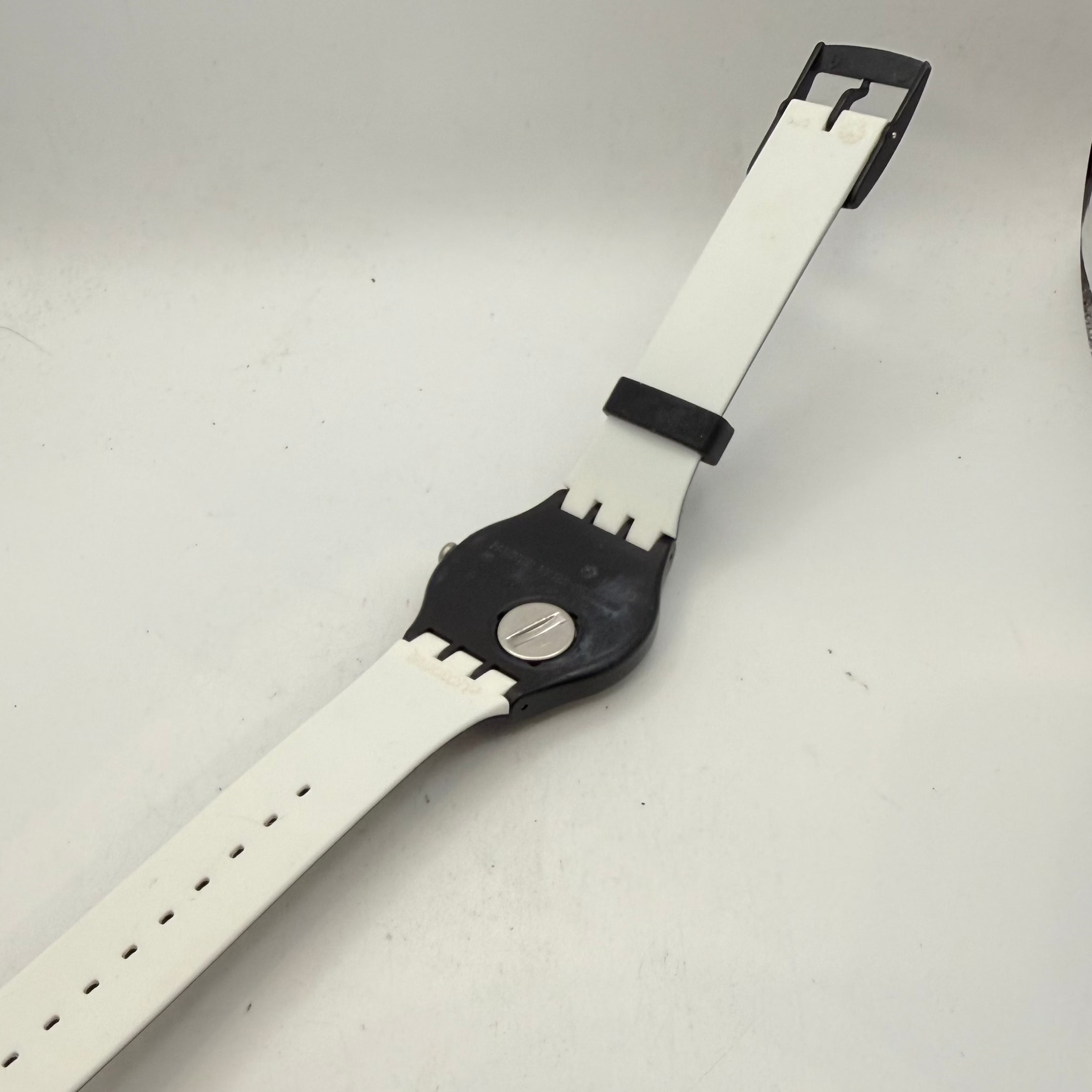 Swatch Originals Gent Silver Dial Day-Date Swiss Quartz Watch (Fully Tested and Working)- £35.00