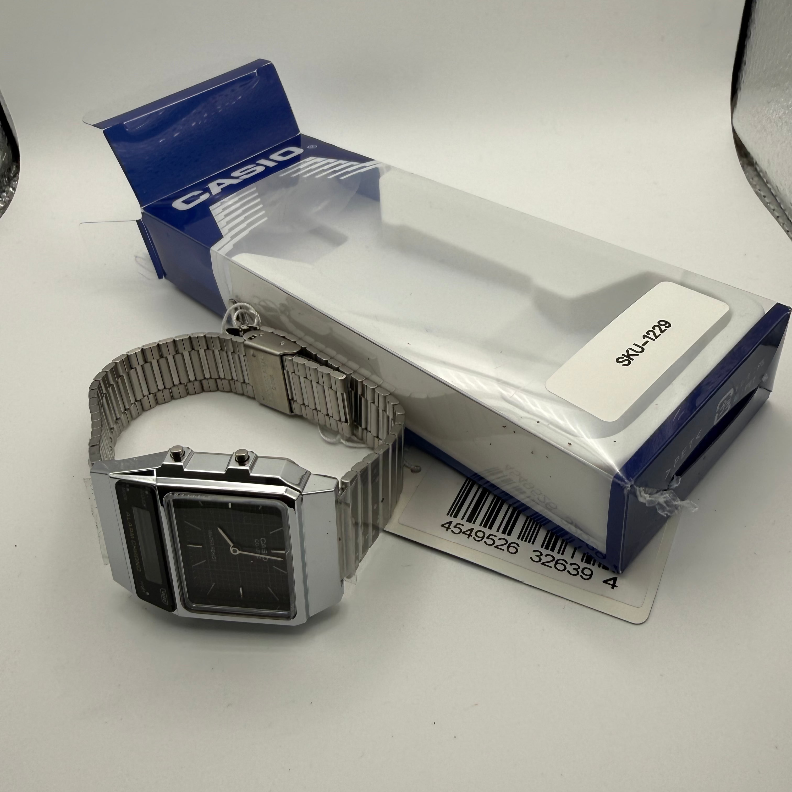 Casio AQ-800E Ana-Digi Quartz Watch