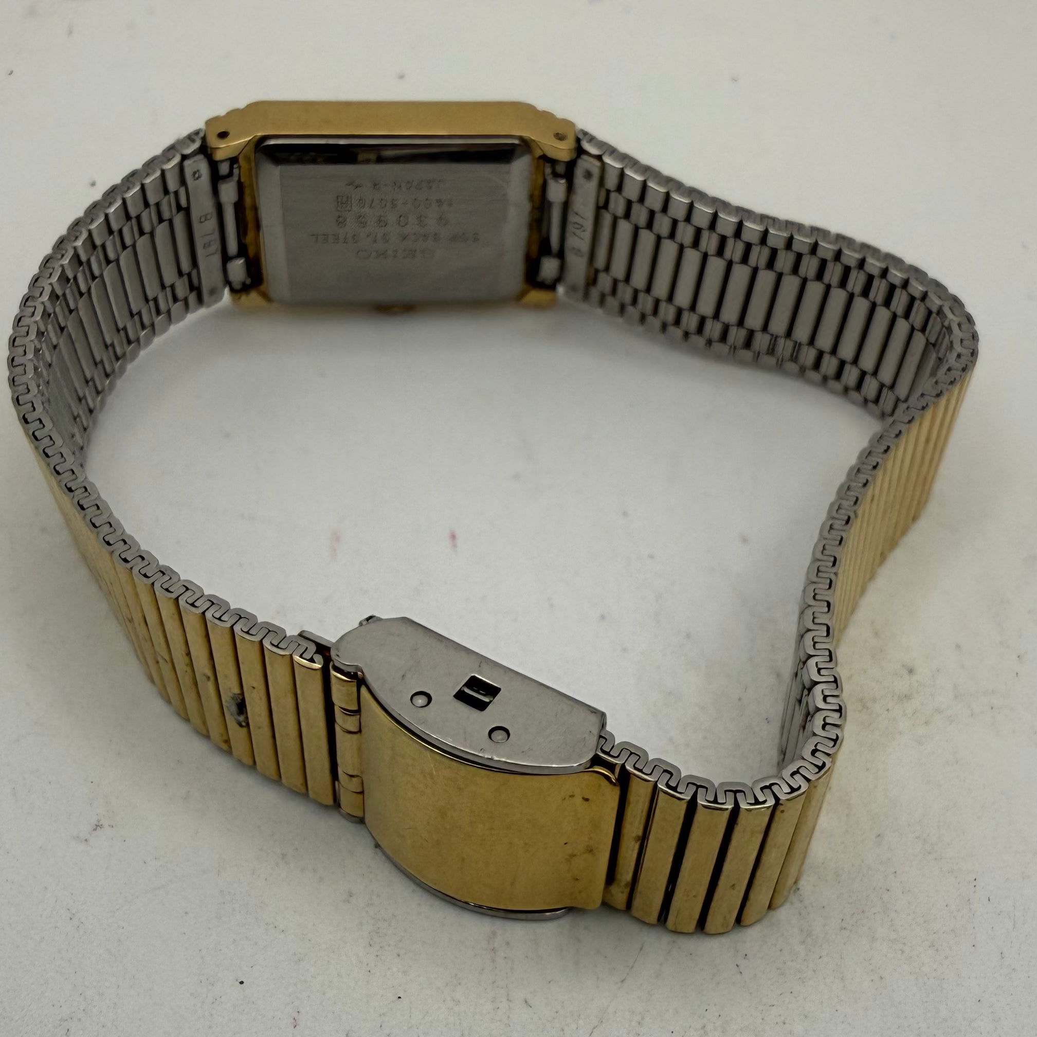Vintage Seiko Quartz Gold-Tone Rectangular Watch 1400-5070 (Fully Tested and Working)- £45.00