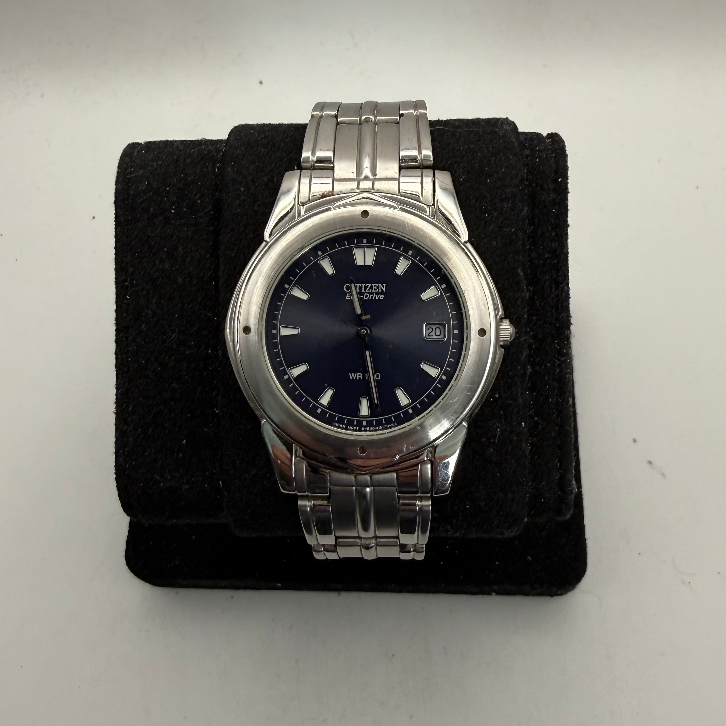 Citizen Eco-Drive E110 Blue Dial Stainless Steel Men's Watch (Fully Tested and Working)- £60.00