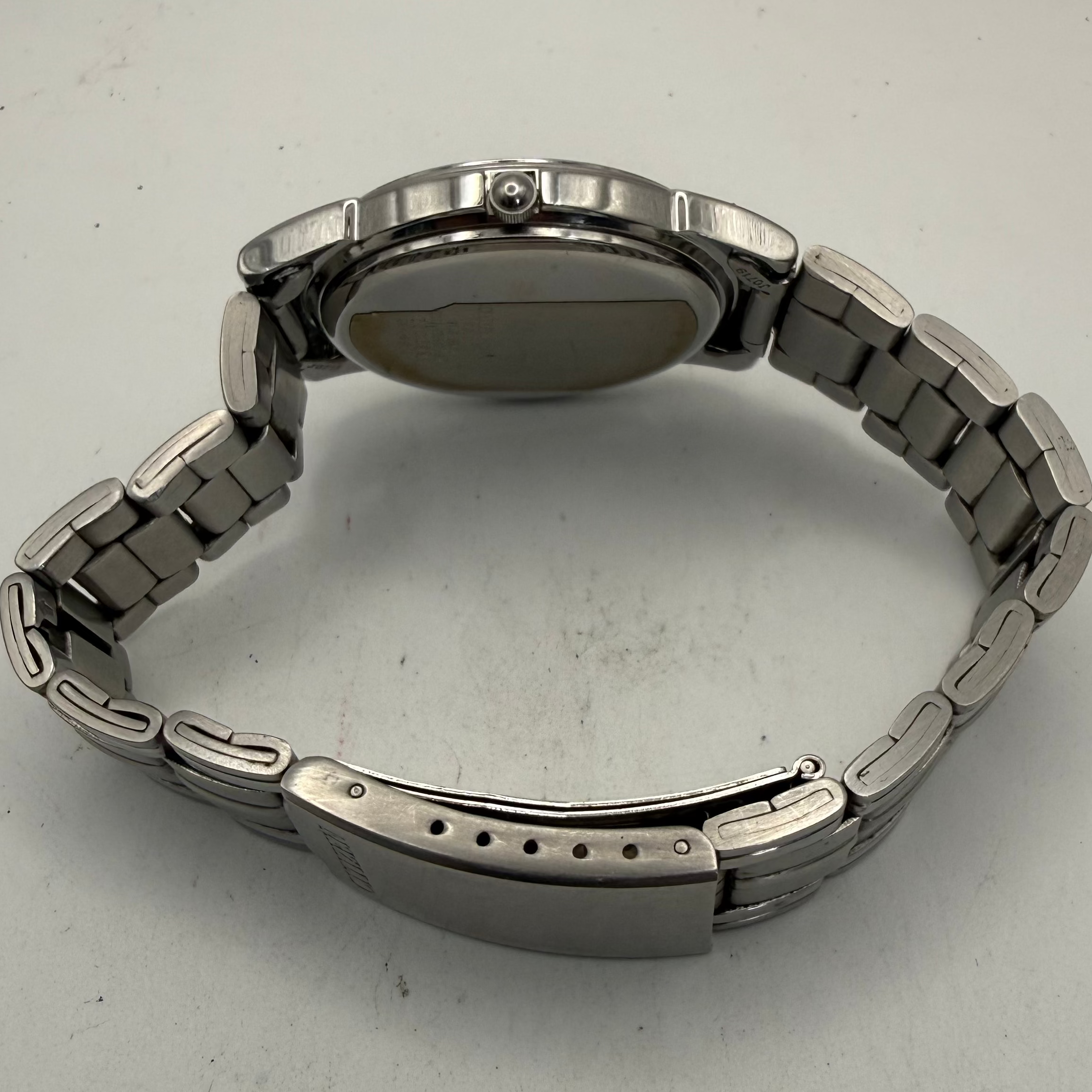 Citizen Eco-Drive E110 Blue Dial Stainless Steel Men's Watch (Fully Tested and Working)- £60.00