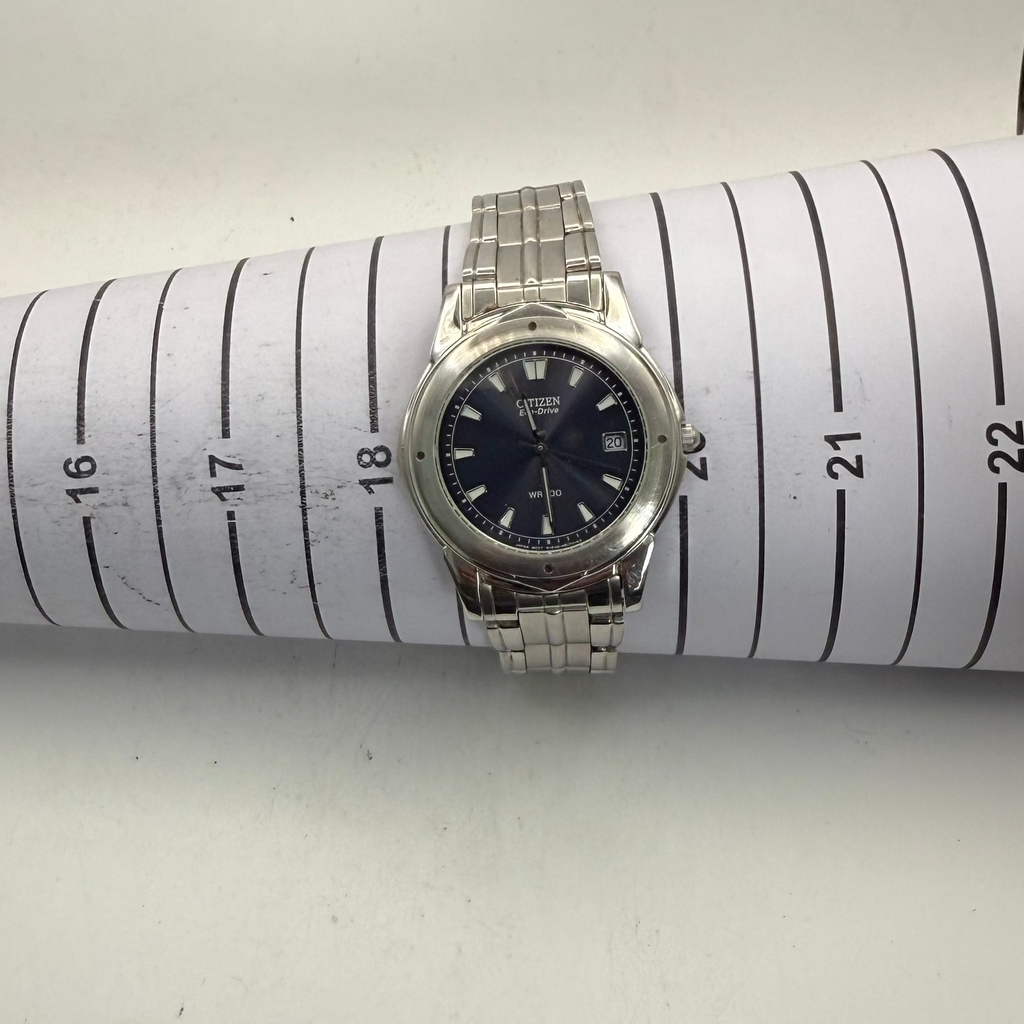 Citizen Eco-Drive E110 Blue Dial Stainless Steel Men's Watch (Fully Tested and Working)- £60.00