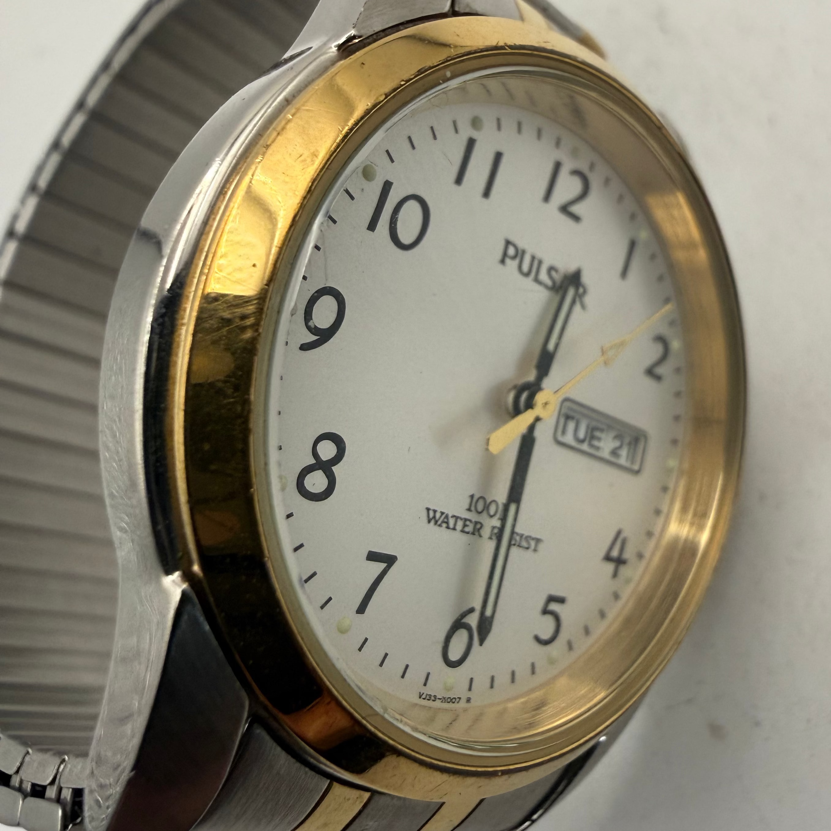 Pulsar Two-Tone Day/Date Quartz Men's Watch 100M (Fully Tested and Working)- £45.00