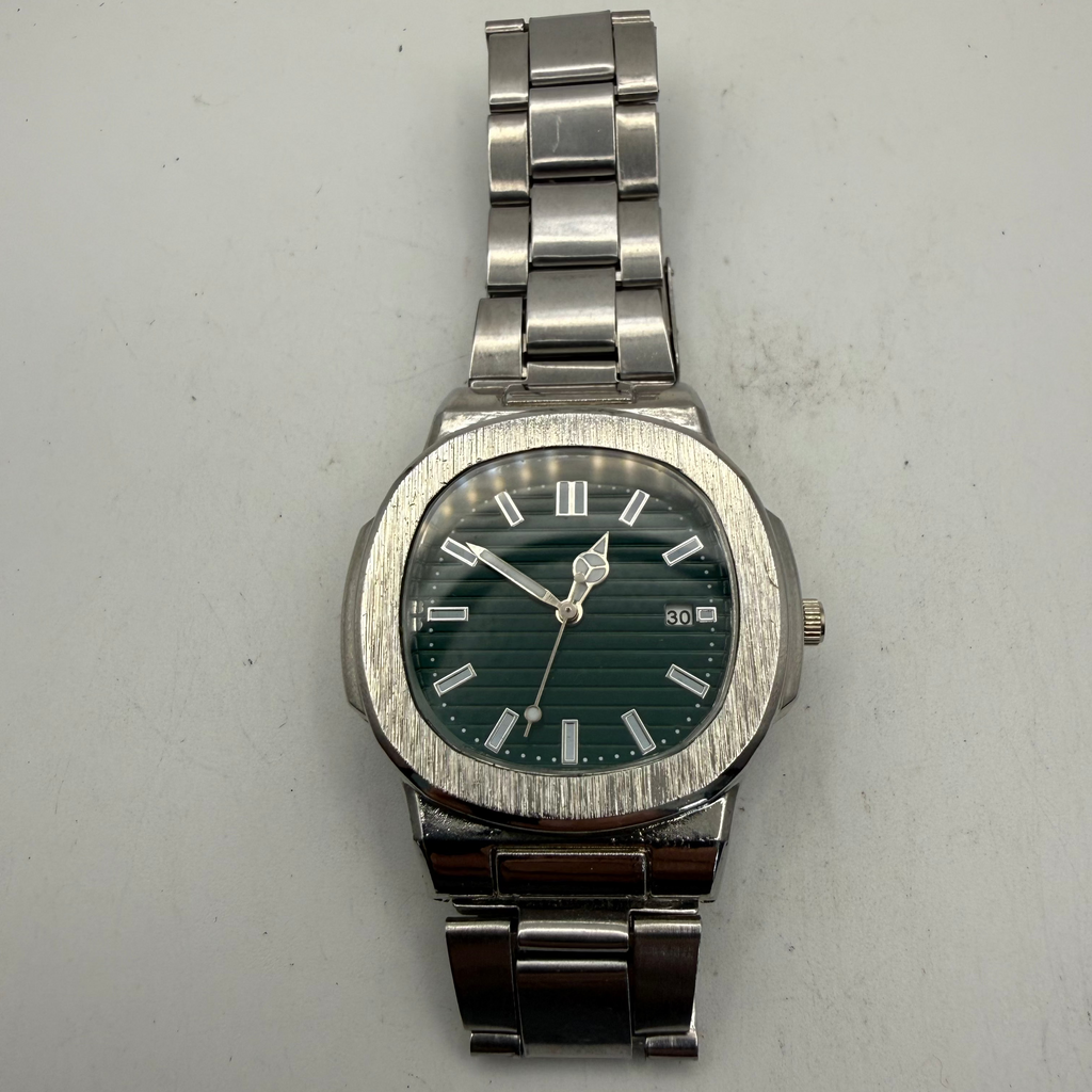 Nautilus Style Green Dial Quartz Watch 40mm (Fully Tested and Working)- £8.00