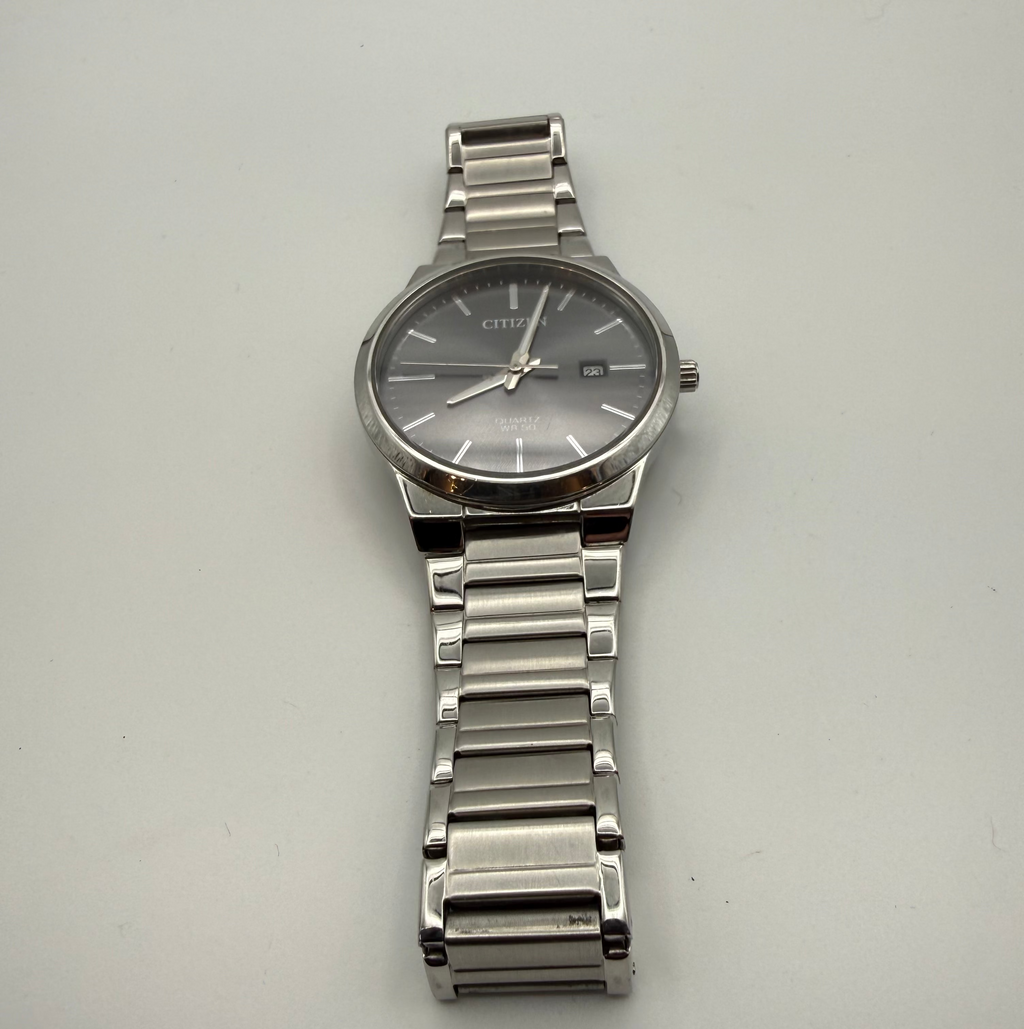 Citizen Quartz WR50 – Black Dial- £64.99