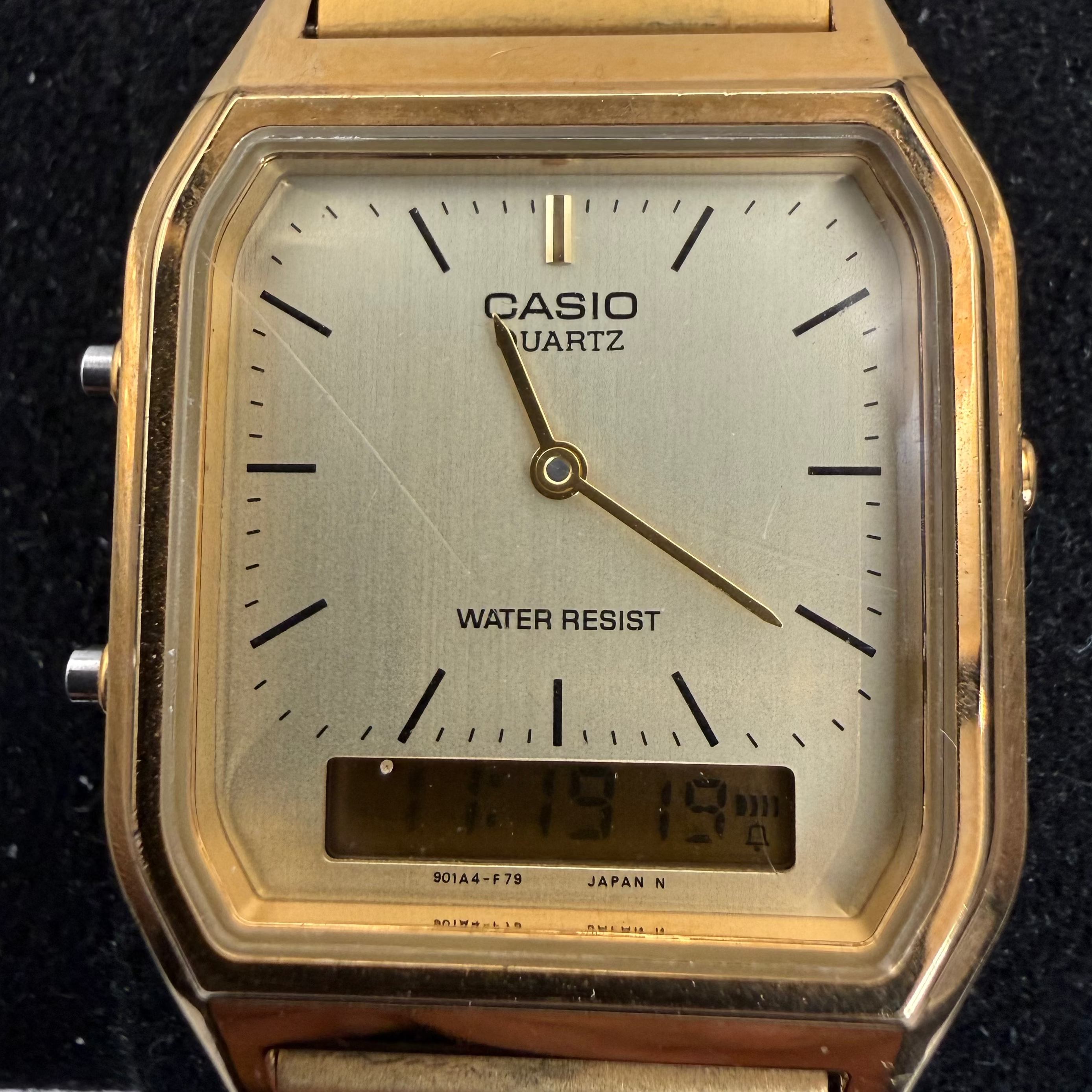 Casio AQ-230 Gold-Tone Ana-Digi Vintage Watch (Fully Tested and Working)- £50.00