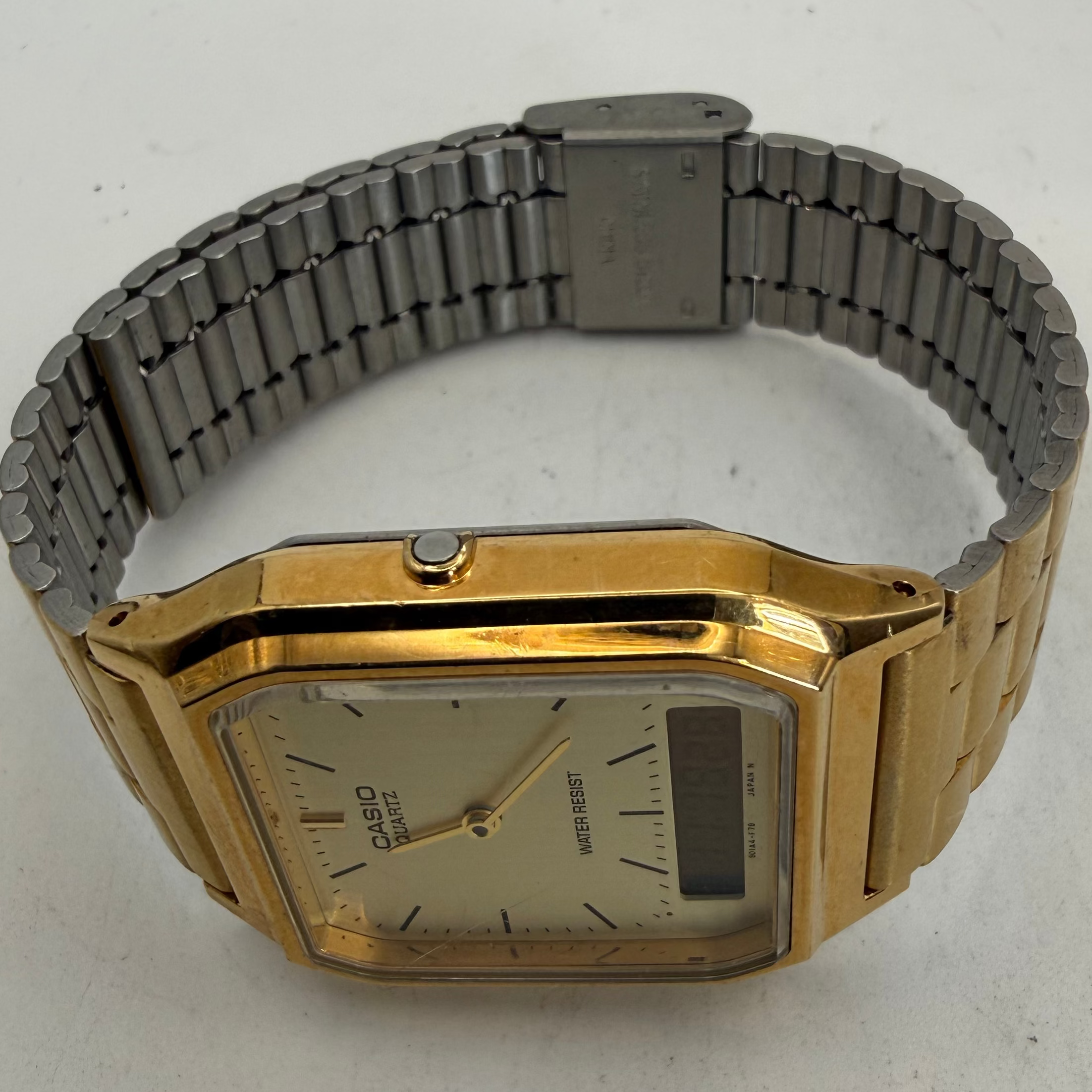 Casio AQ-230 Gold-Tone Ana-Digi Vintage Watch (Fully Tested and Working)- £50.00